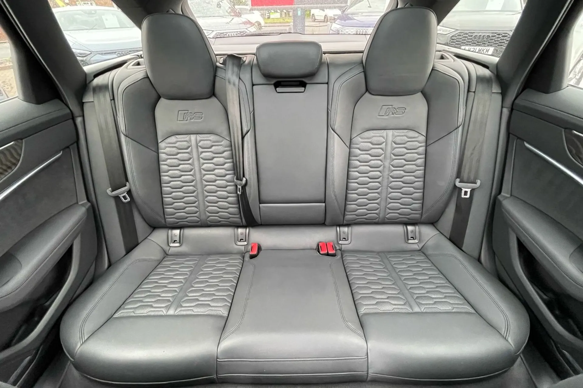 Audi RS6 thumbnail image number 7