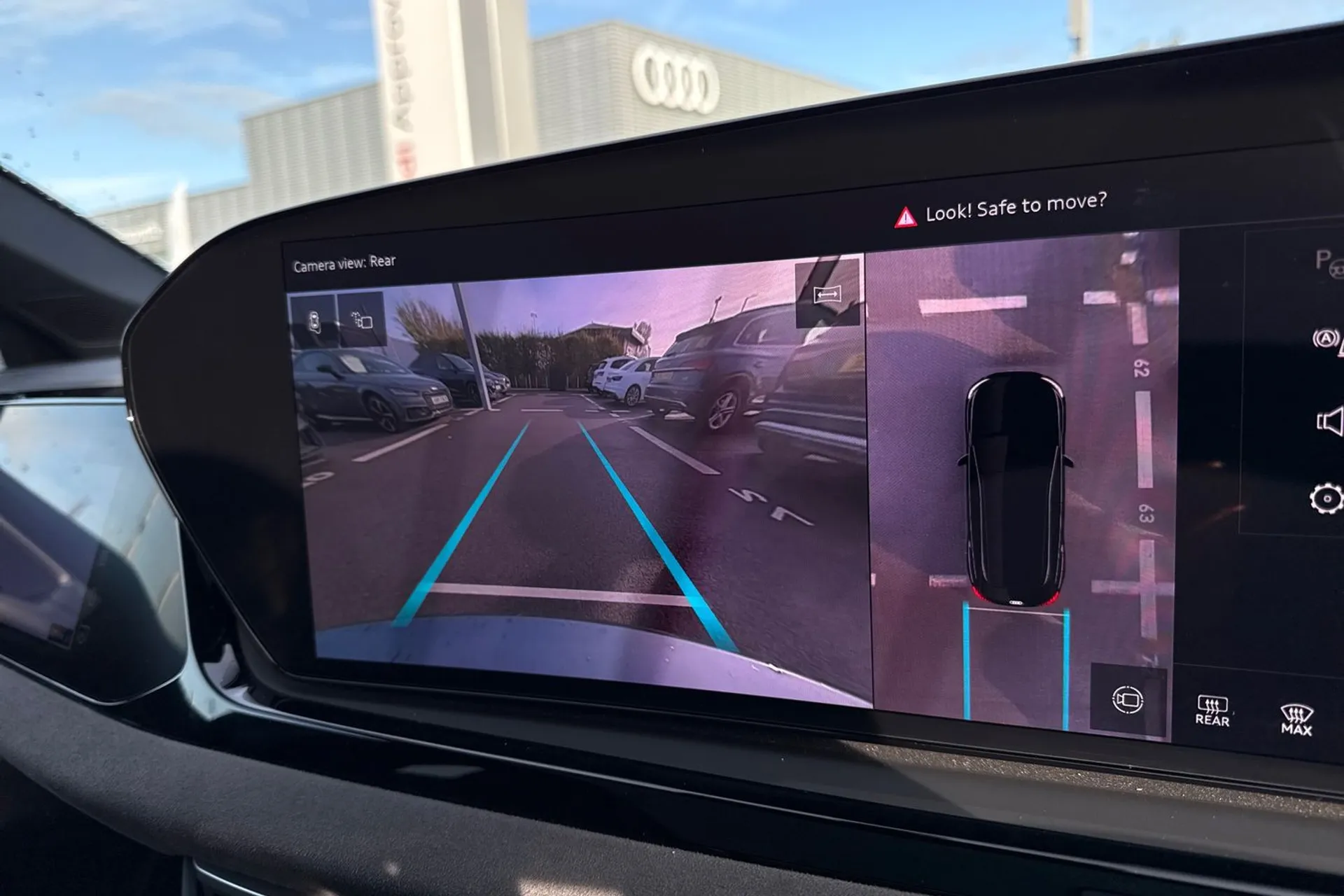 Audi A5 thumbnail image number 32