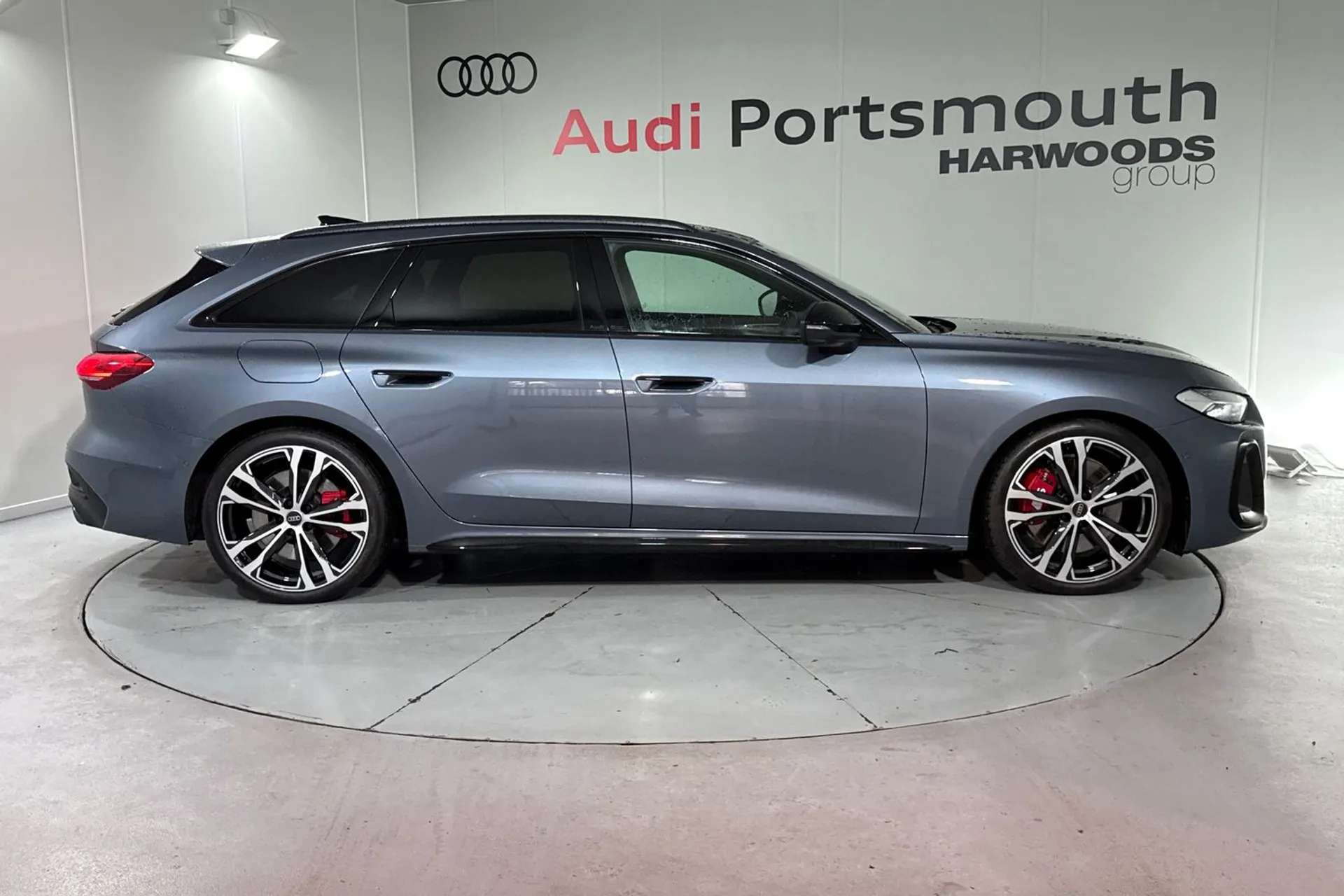 Audi A5 thumbnail image number 2