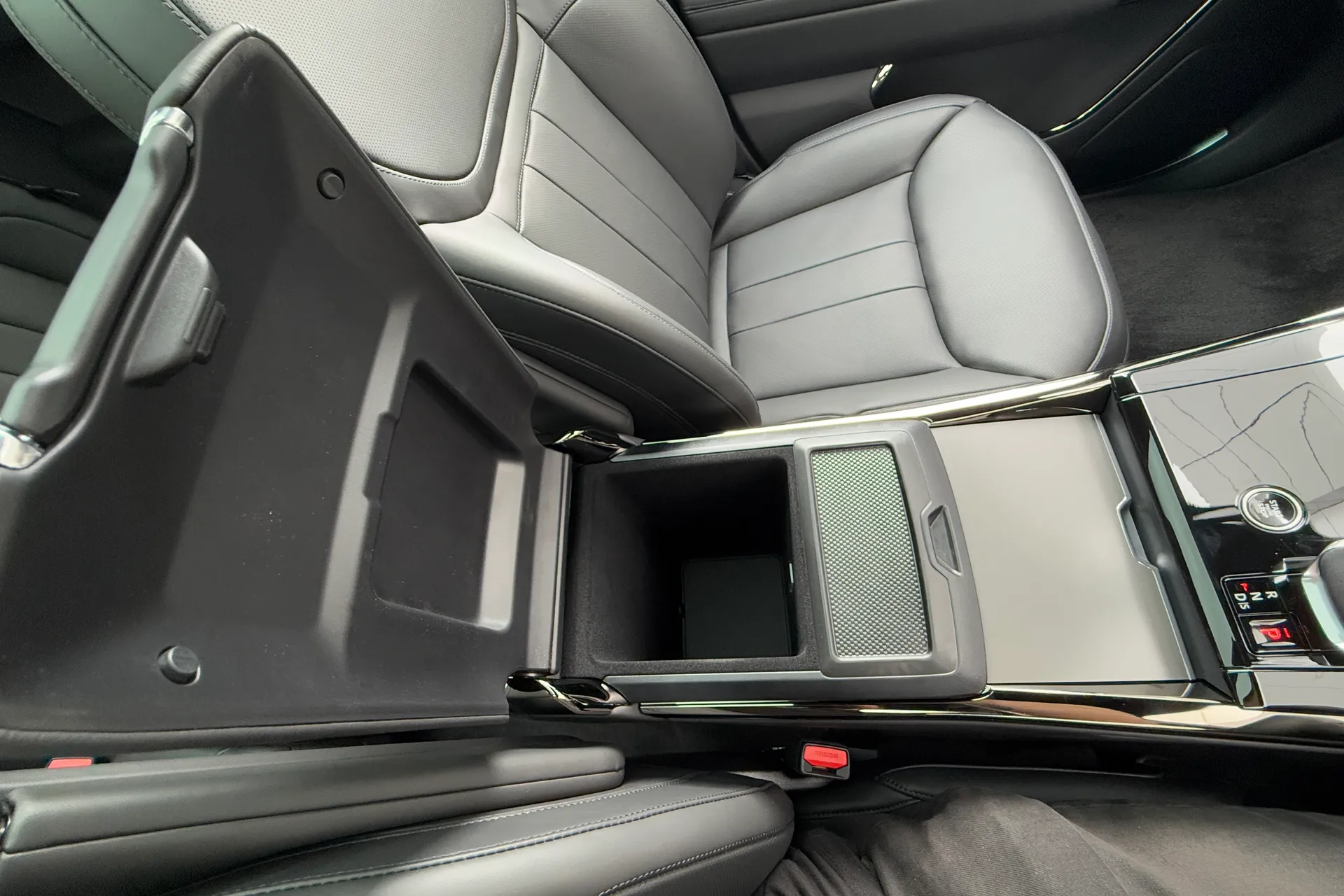 LAND ROVER RANGE ROVER SPORT thumbnail image number 74