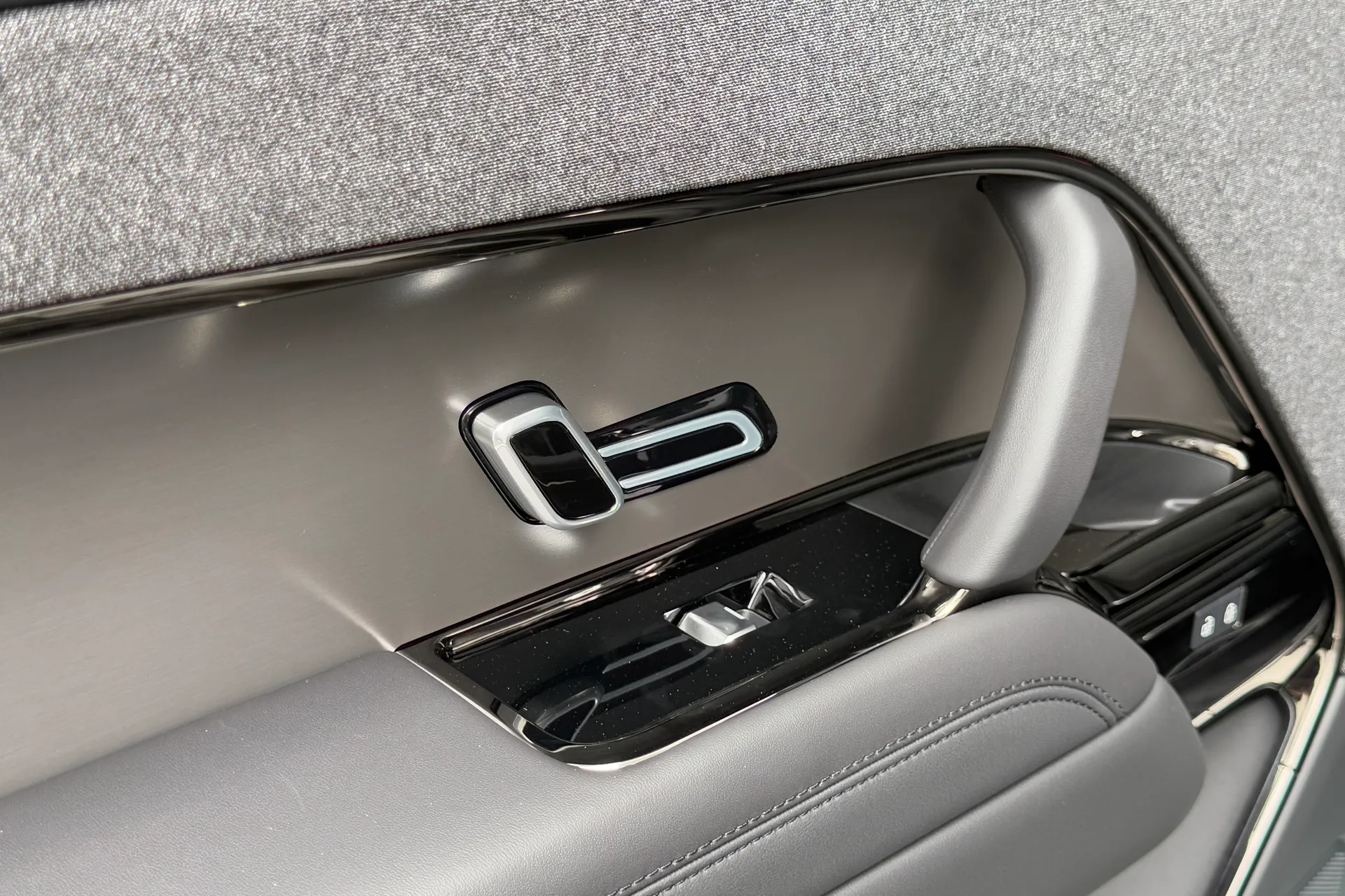 LAND ROVER RANGE ROVER SPORT thumbnail image number 69