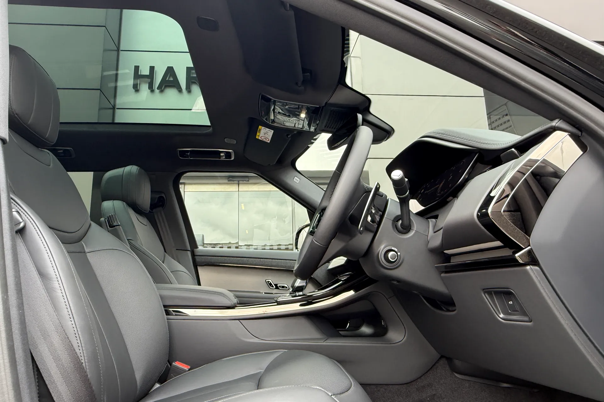 LAND ROVER RANGE ROVER SPORT thumbnail image number 24