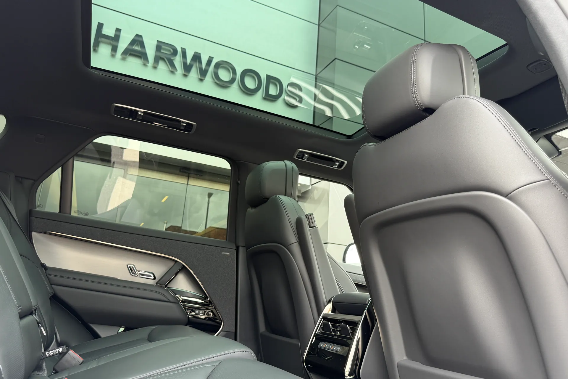 LAND ROVER RANGE ROVER SPORT thumbnail image number 51