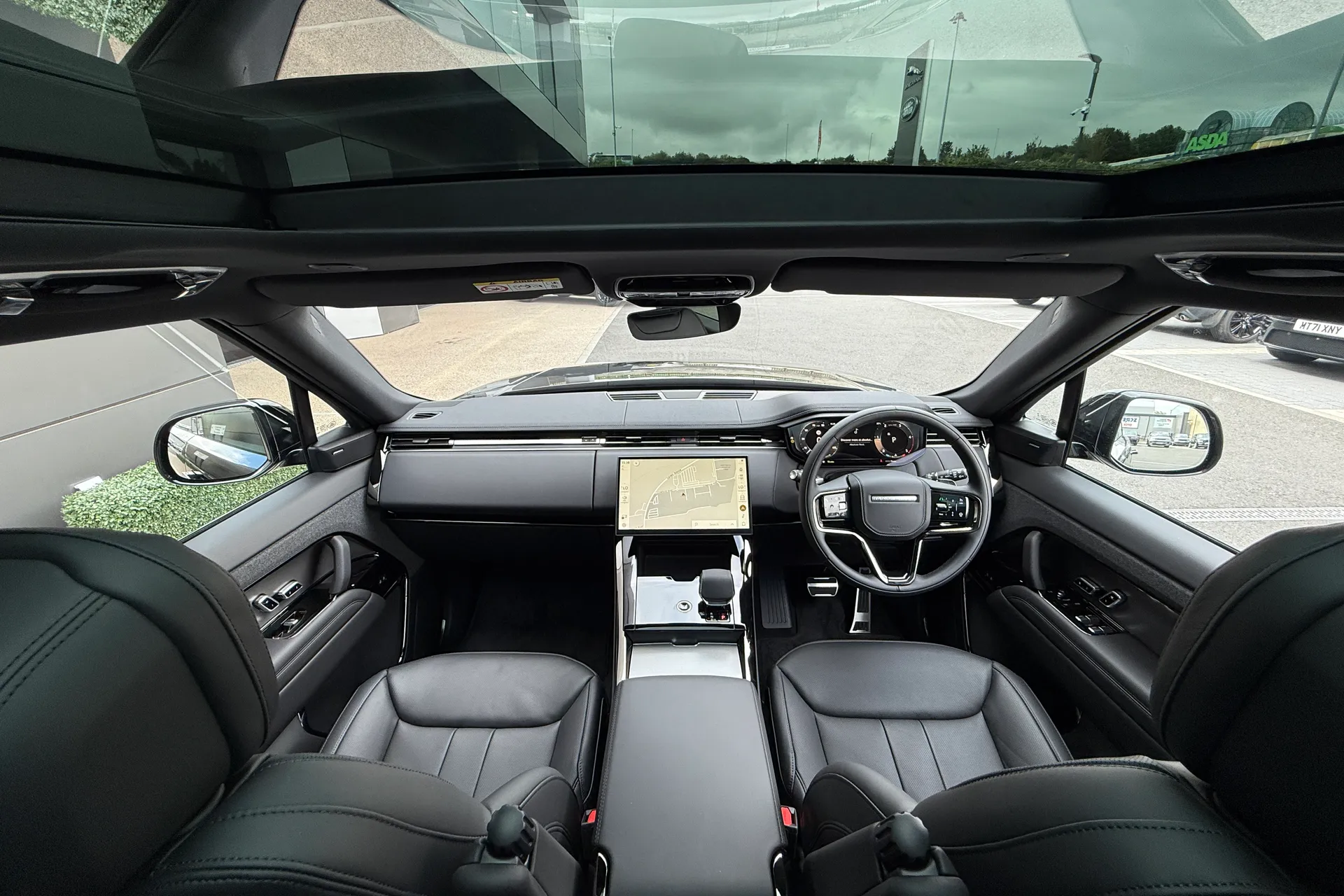 LAND ROVER RANGE ROVER SPORT thumbnail image number 3