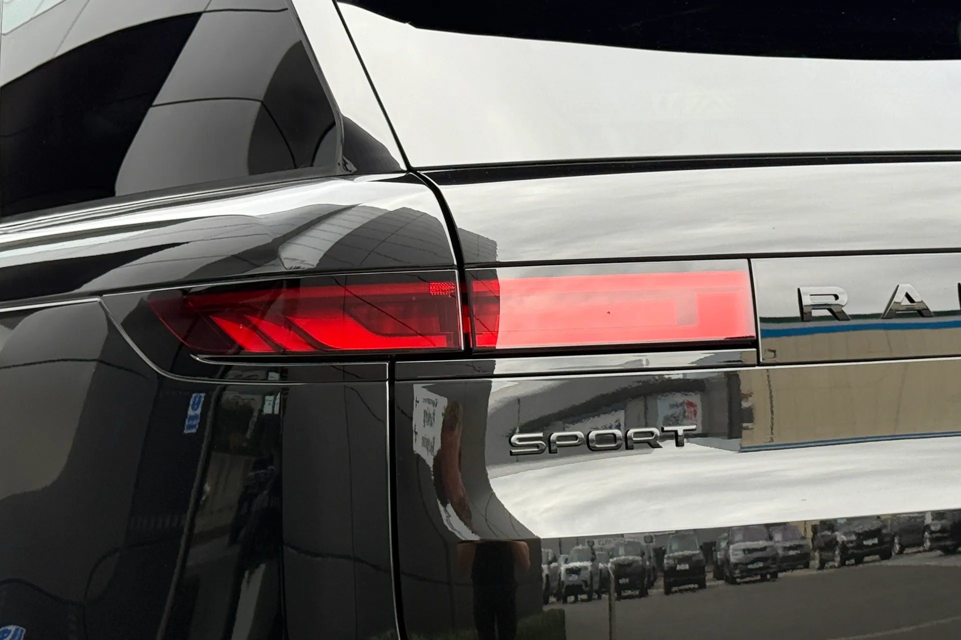 LAND ROVER RANGE ROVER SPORT thumbnail image number 32