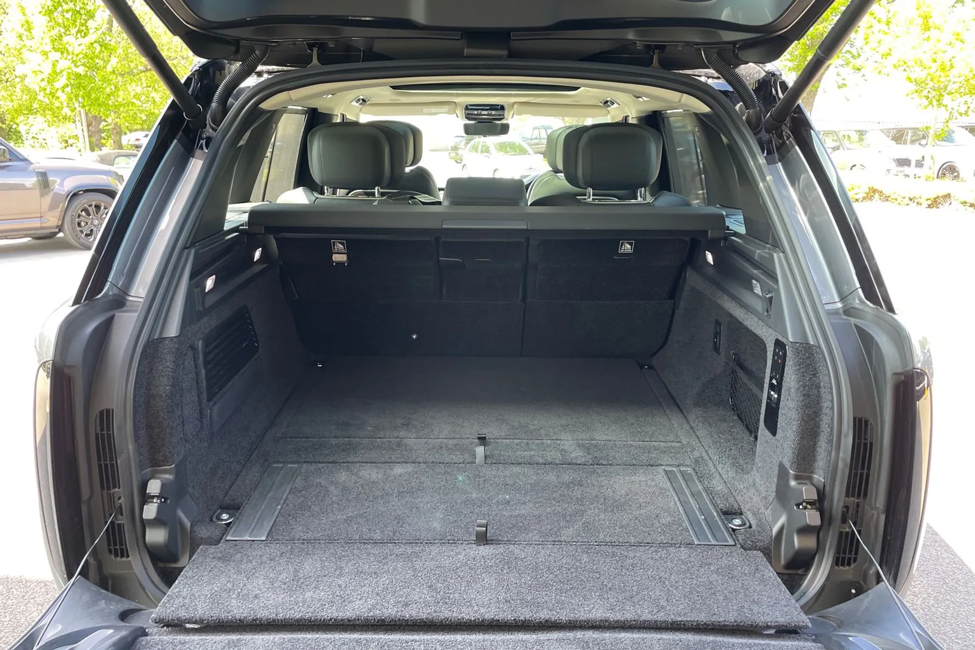 LAND ROVER RANGE ROVER thumbnail image number 50