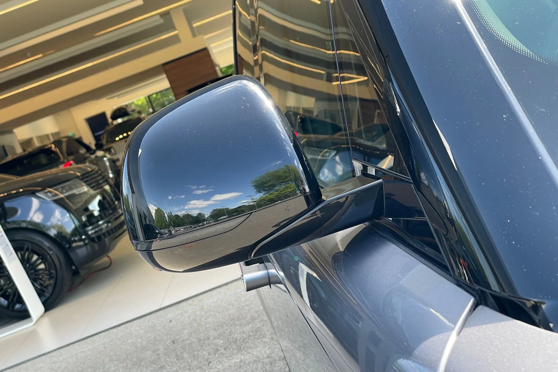 LAND ROVER RANGE ROVER thumbnail image number 64