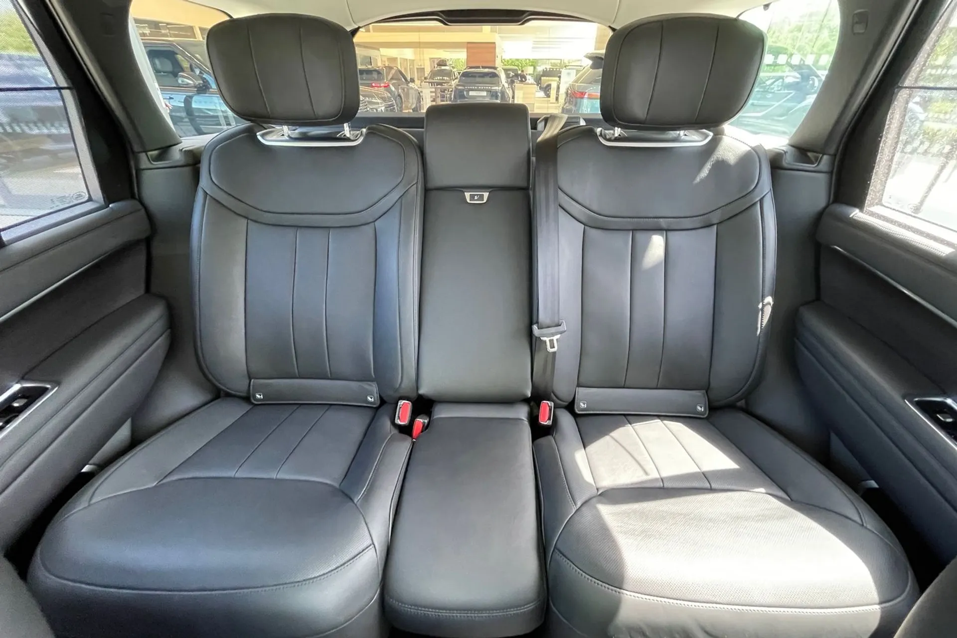 LAND ROVER RANGE ROVER thumbnail image number 11