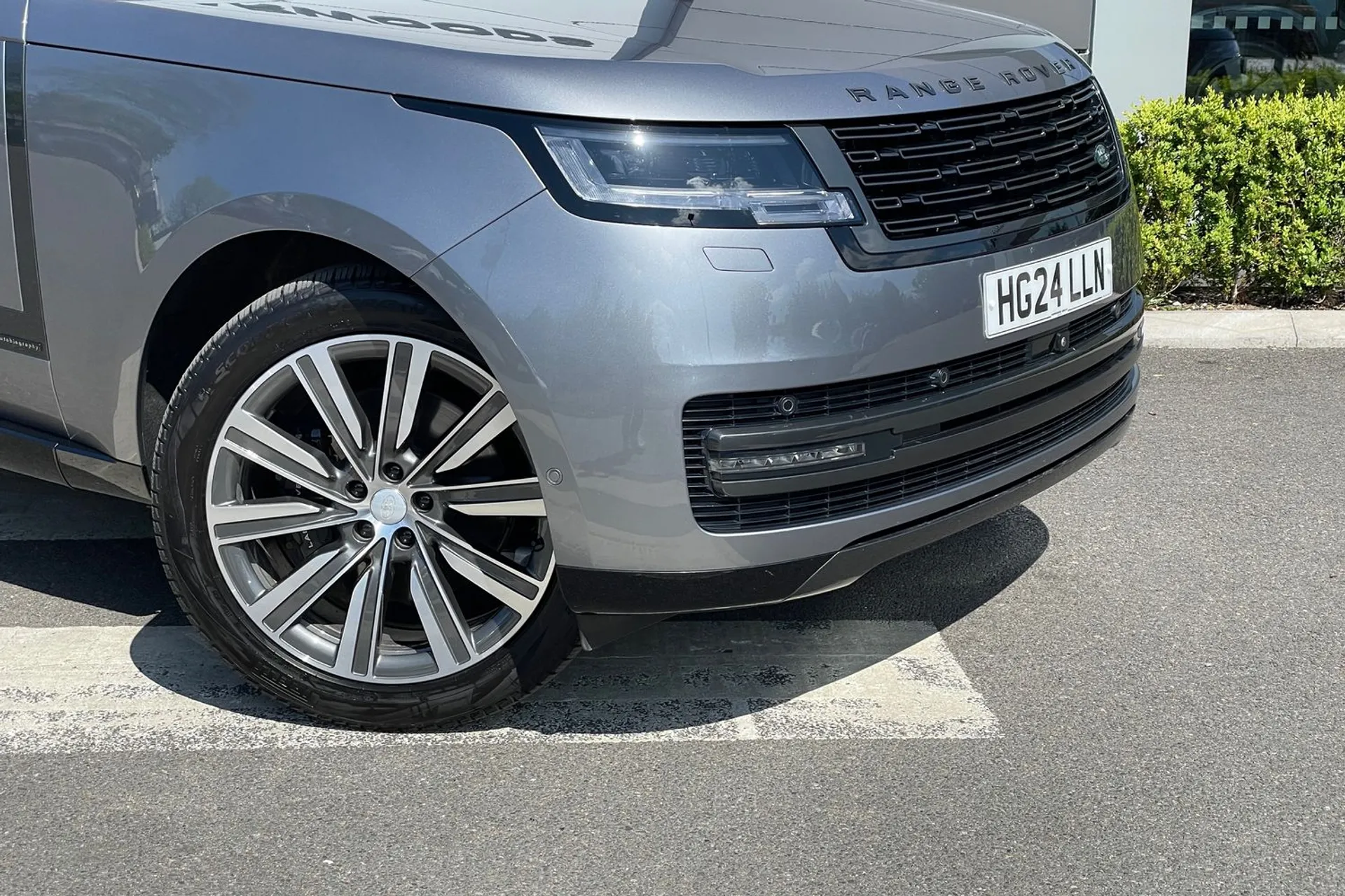 LAND ROVER RANGE ROVER thumbnail image number 32