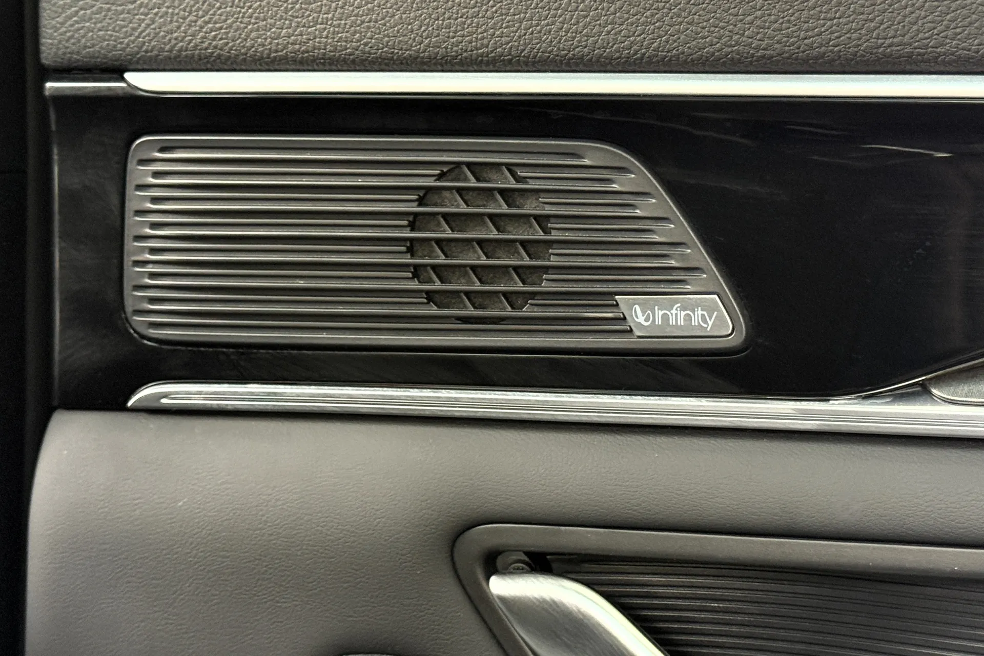 BYD SEAL U thumbnail image number 7