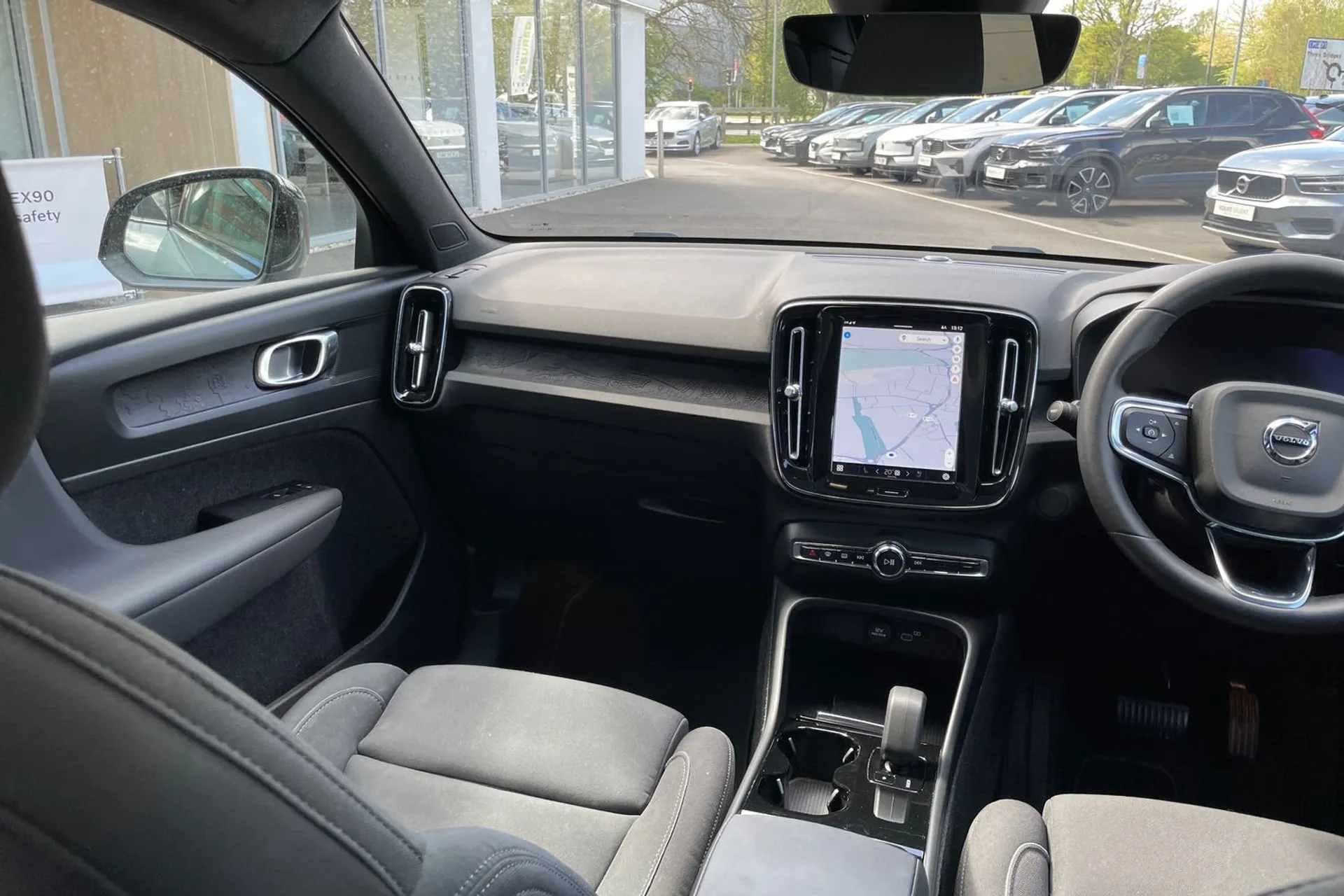 Volvo C40 thumbnail image number 31