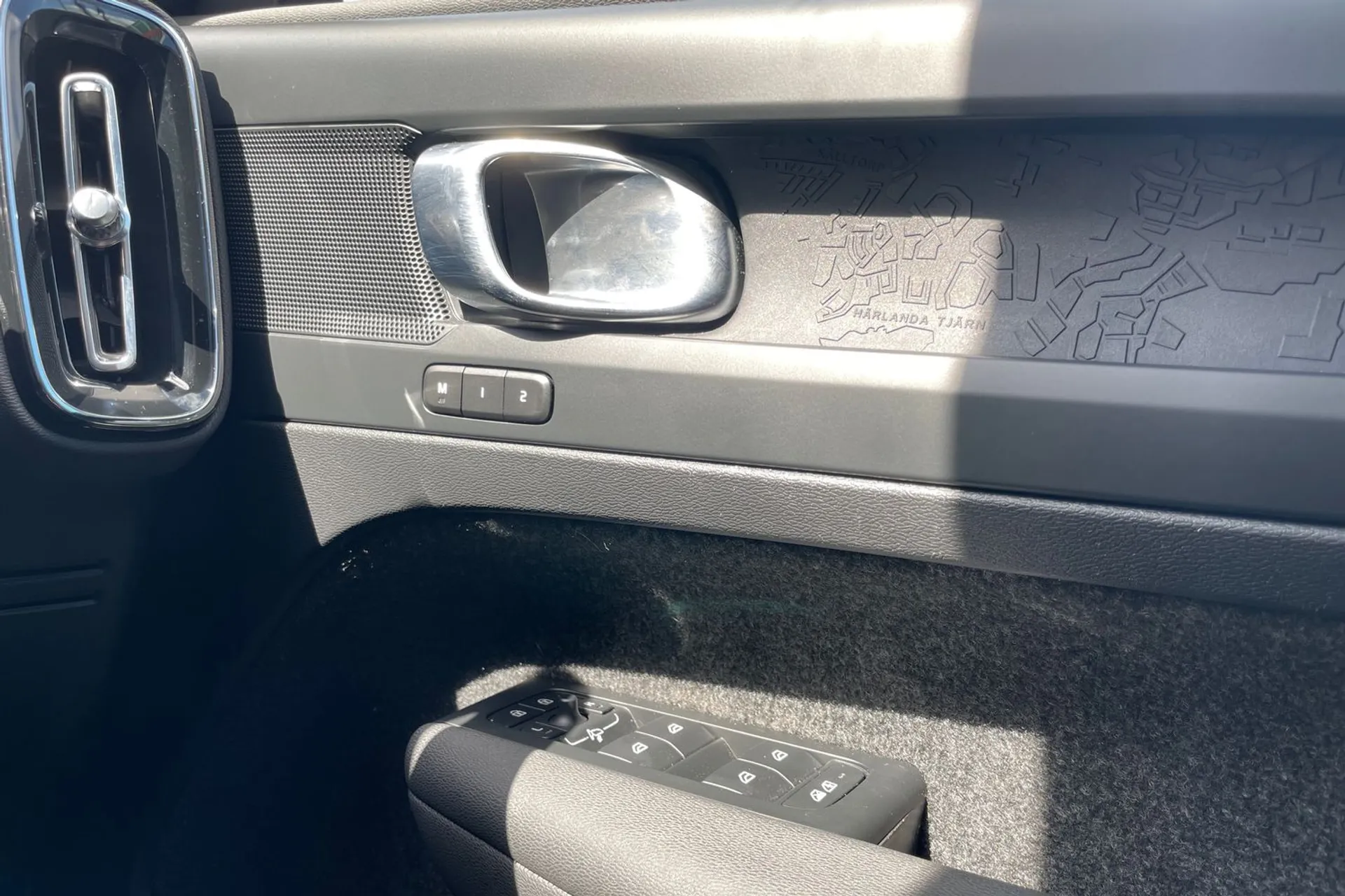 Volvo C40 thumbnail image number 40