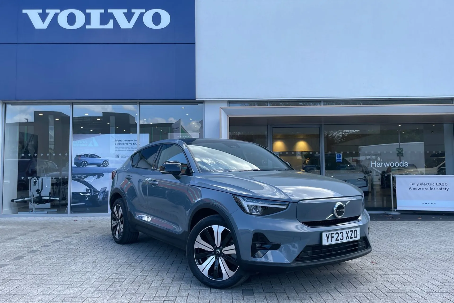 Volvo C40 focused image