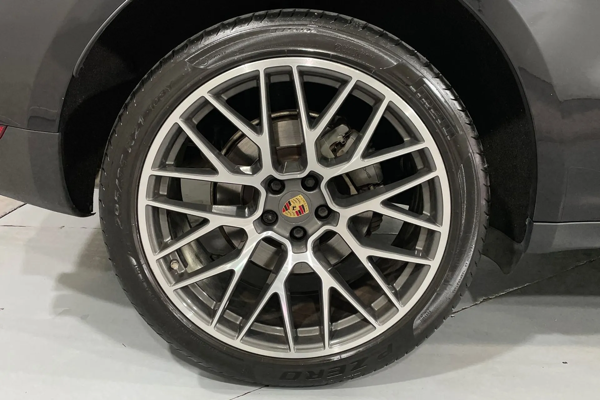 Porsche MACAN thumbnail image number 12
