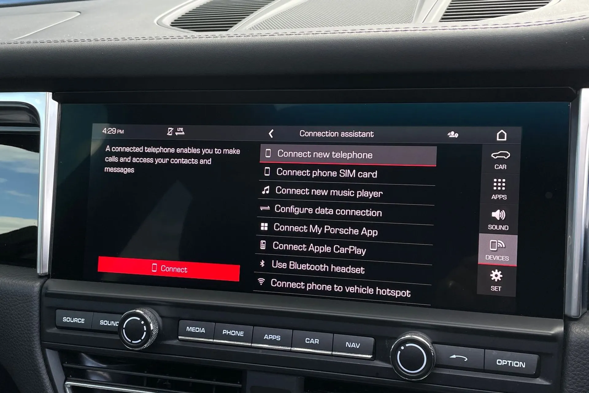 Porsche MACAN thumbnail image number 42
