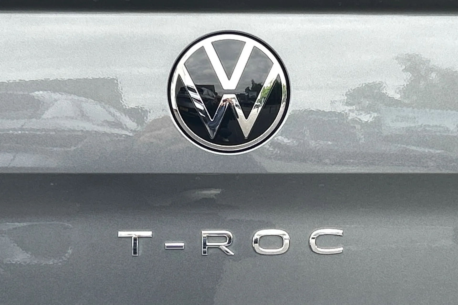 VOLKSWAGEN T-ROC thumbnail image number 51