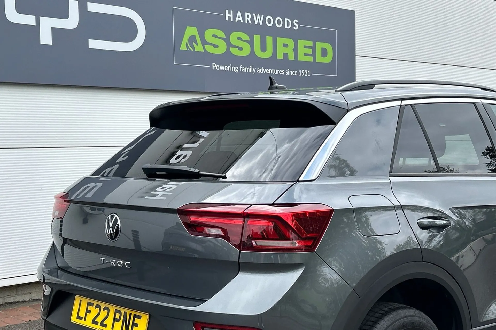 VOLKSWAGEN T-ROC thumbnail image number 29