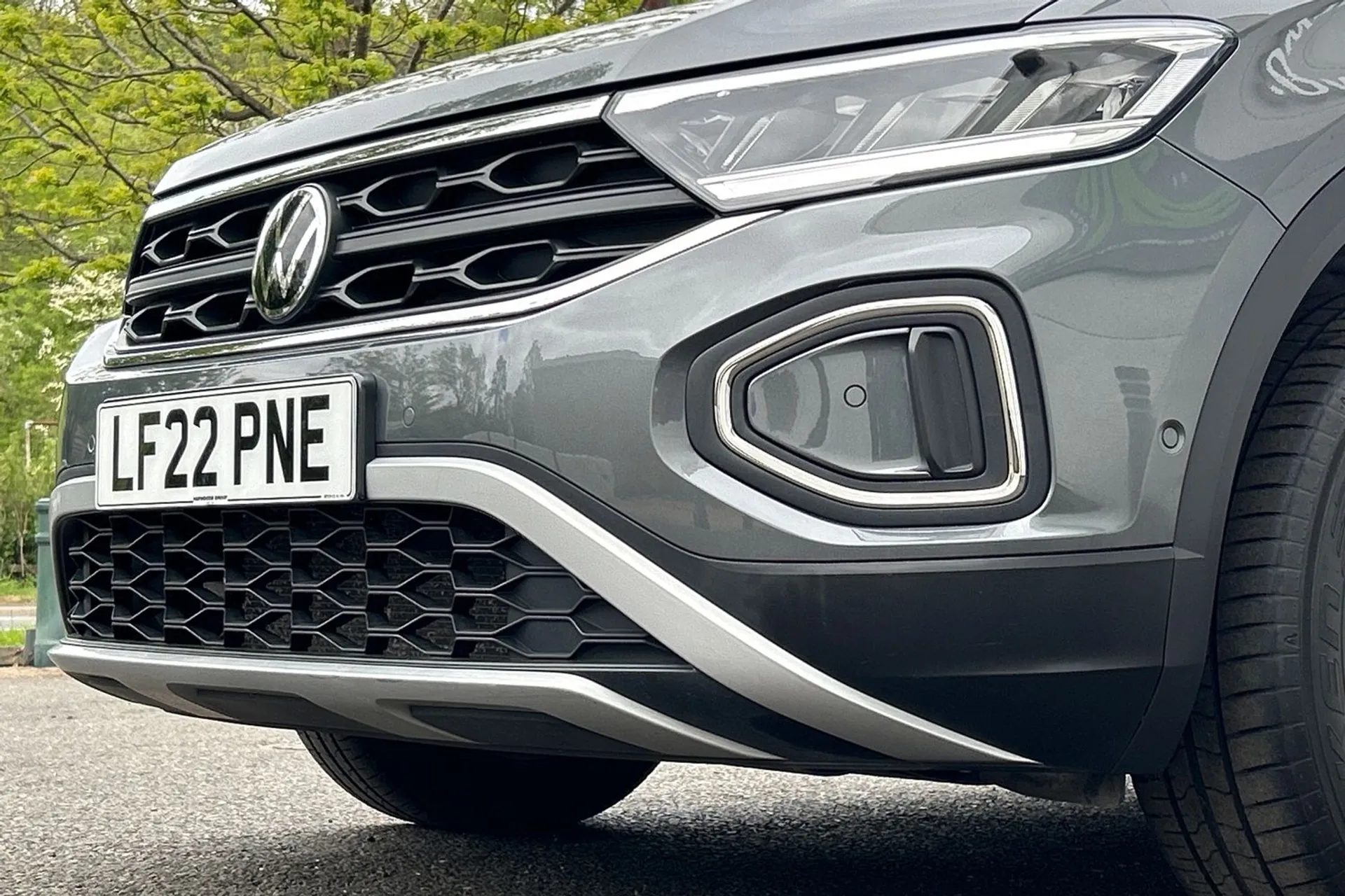 VOLKSWAGEN T-ROC thumbnail image number 56