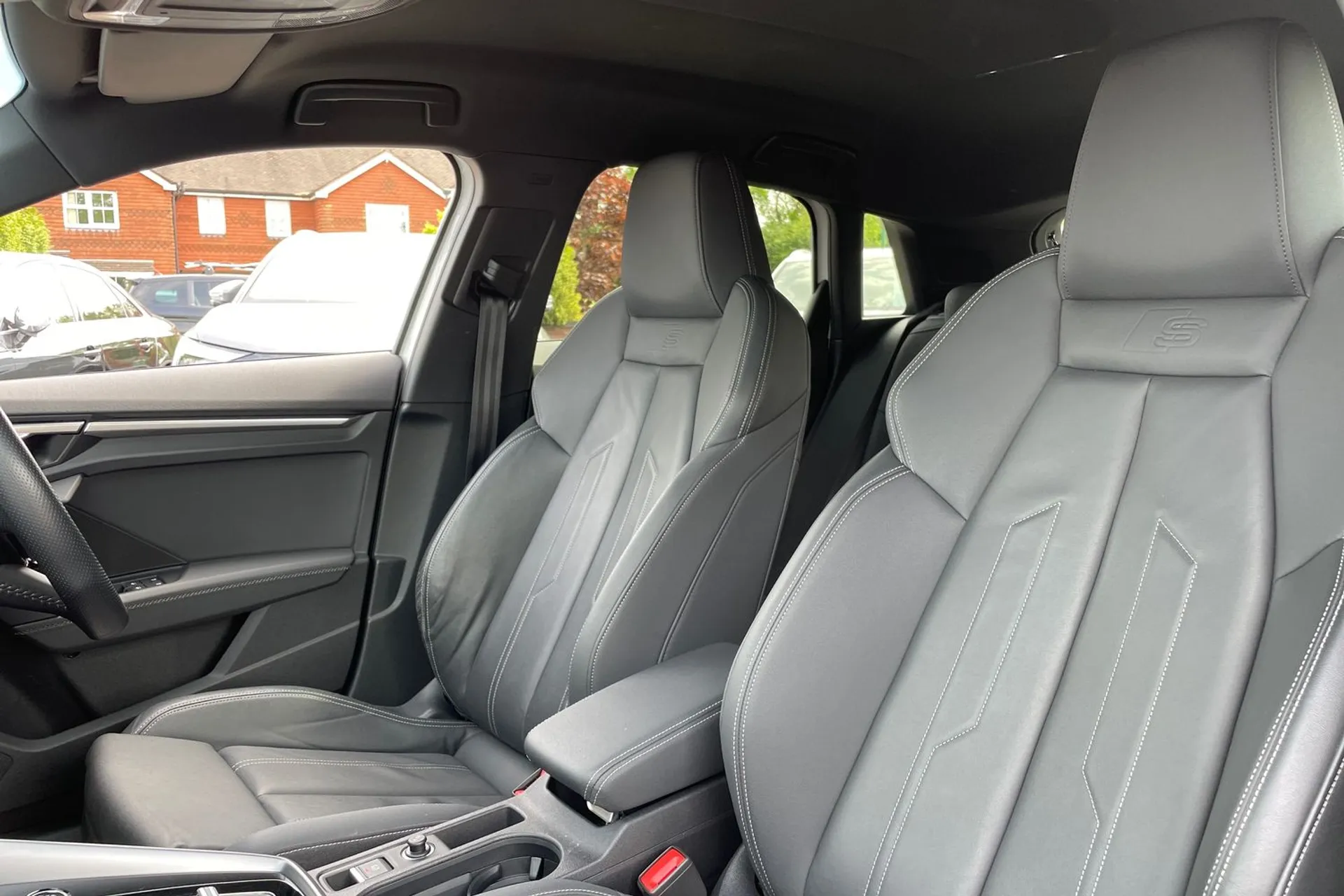 Audi A3 thumbnail image number 27