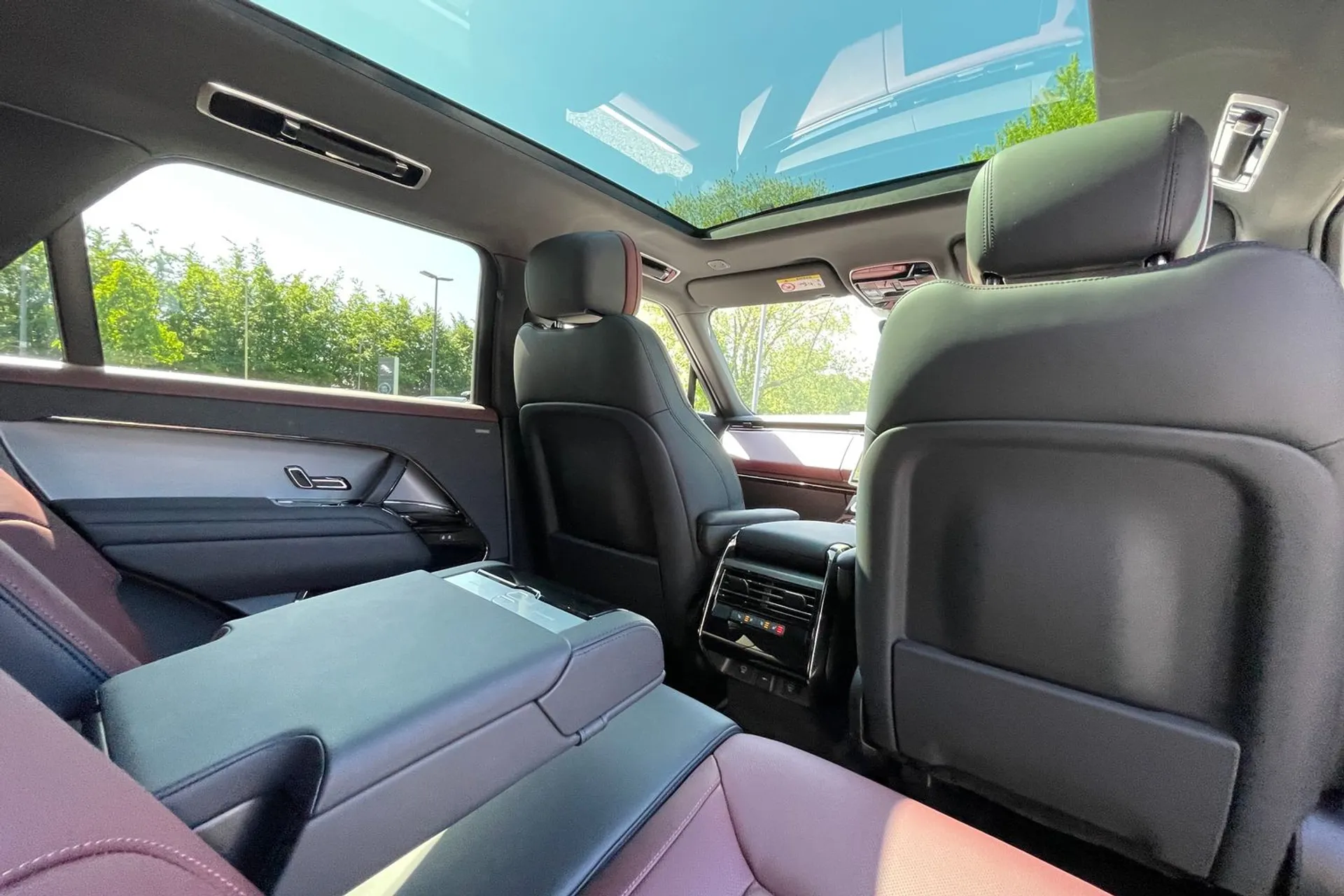 LAND ROVER RANGE ROVER SPORT thumbnail image number 46