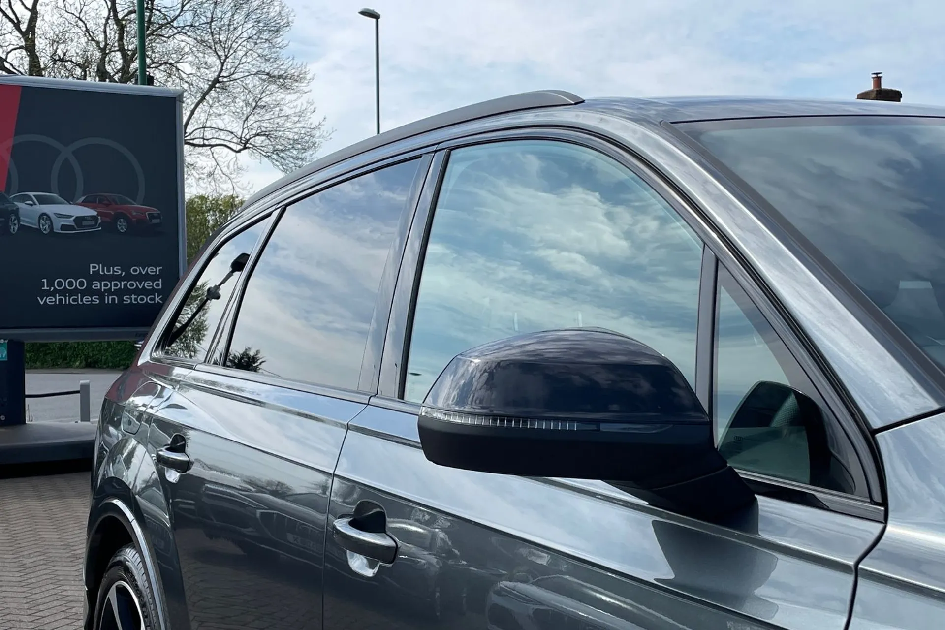 Audi Q7 thumbnail image number 43