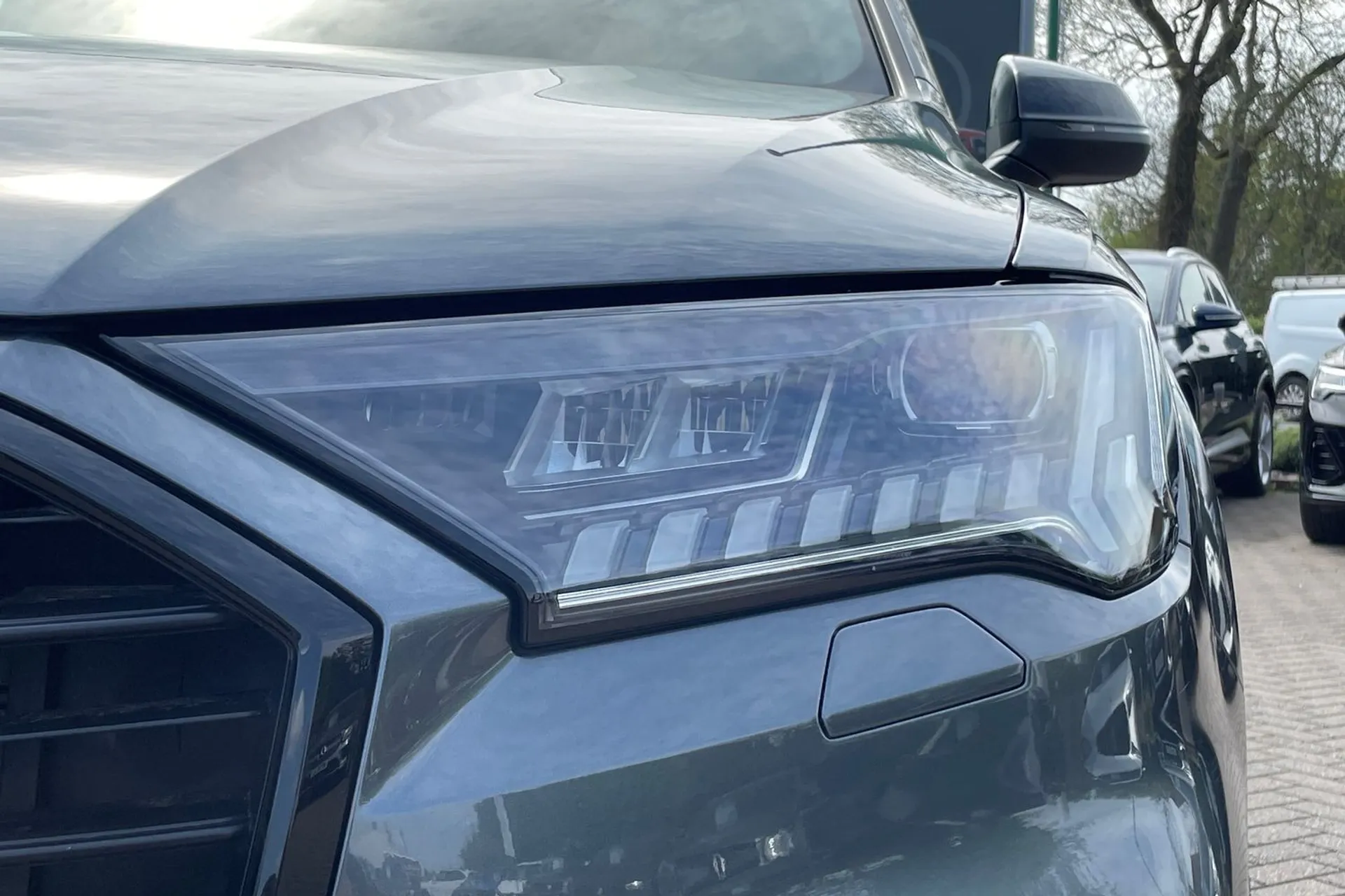 Audi Q7 thumbnail image number 47