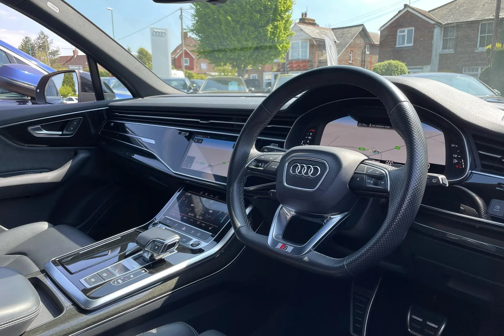 Audi Q7 thumbnail image number 24