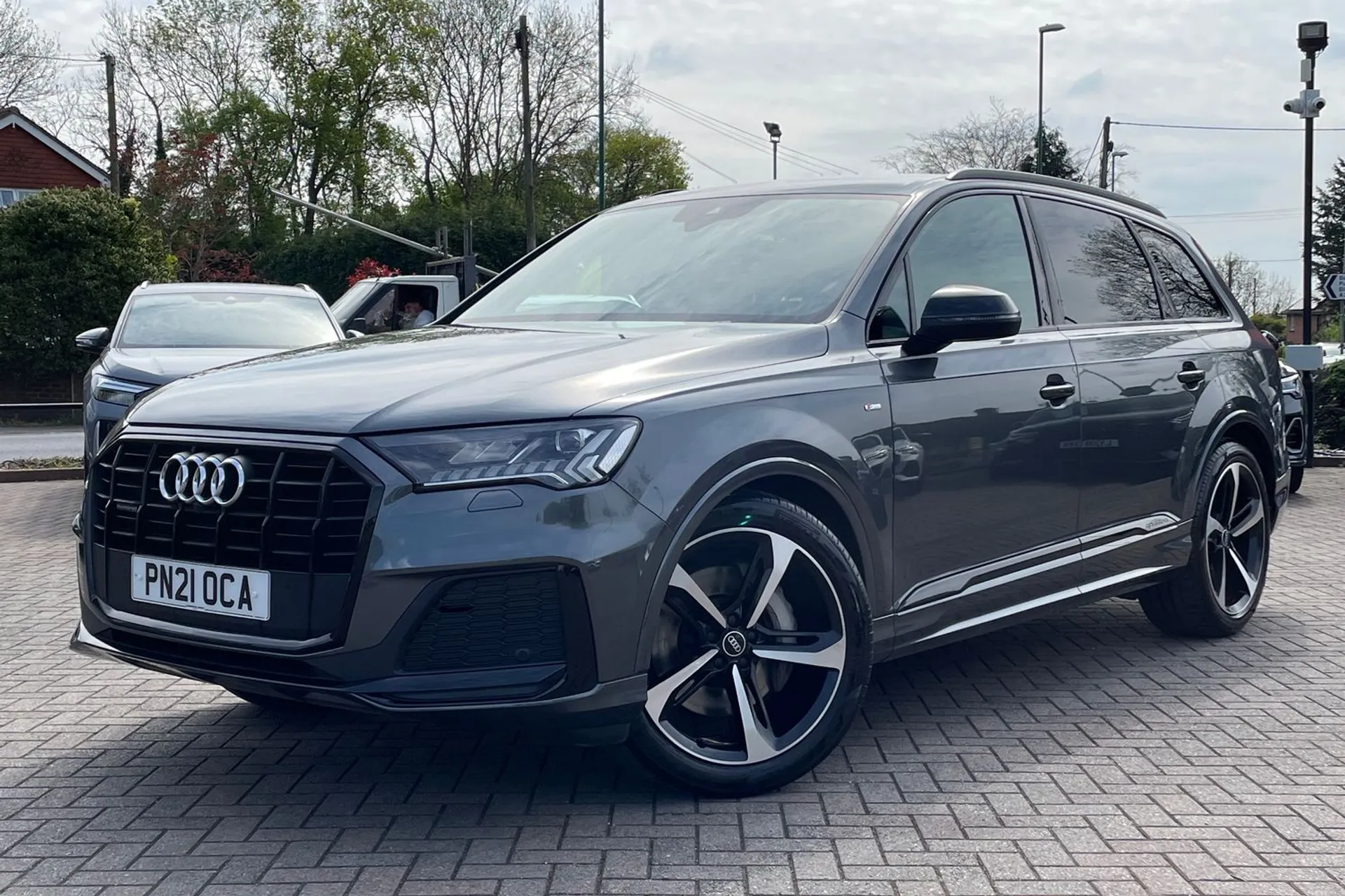 Audi Q7 thumbnail image number 21