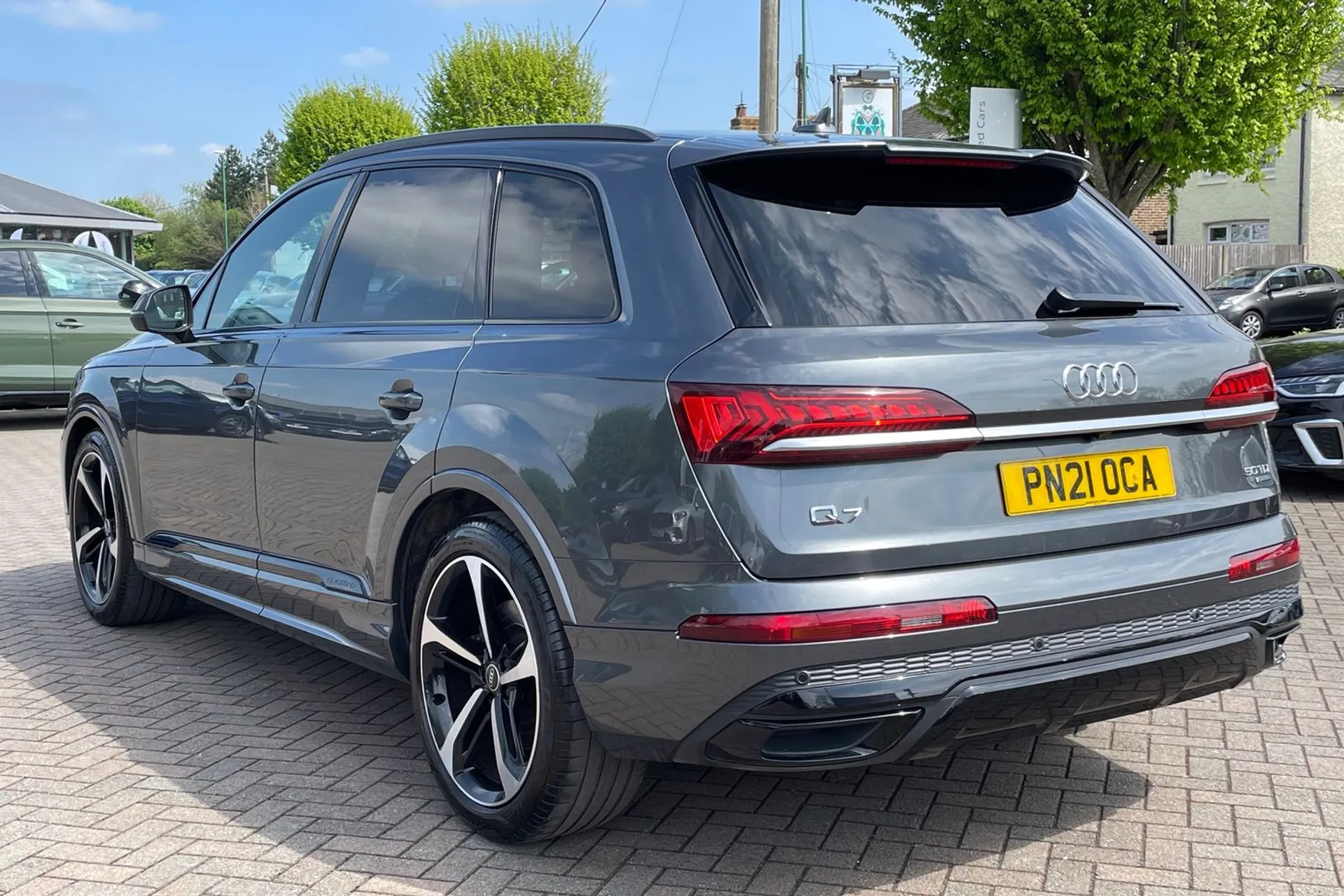 Audi Q7 thumbnail image number 6