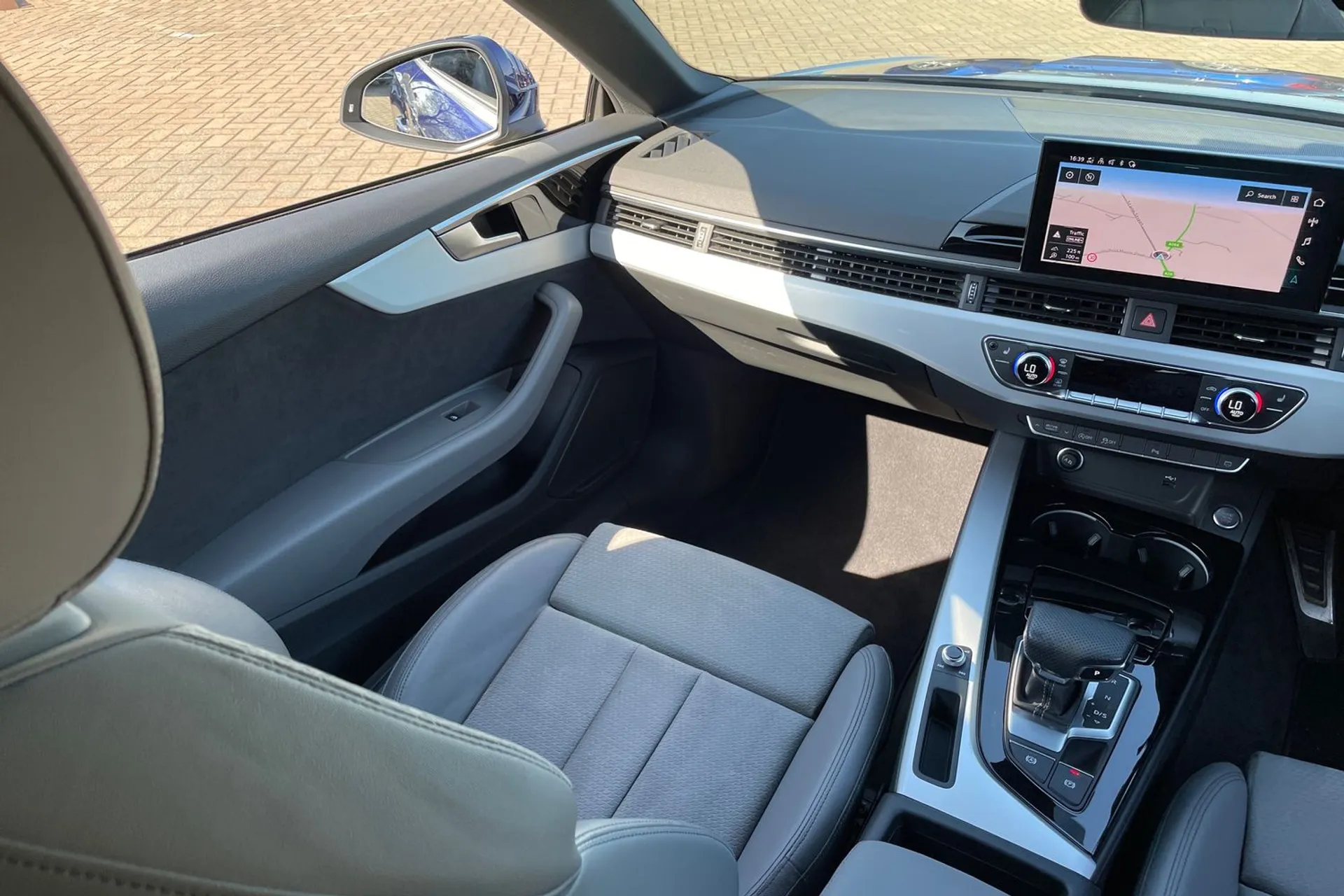 Audi A5 thumbnail image number 31