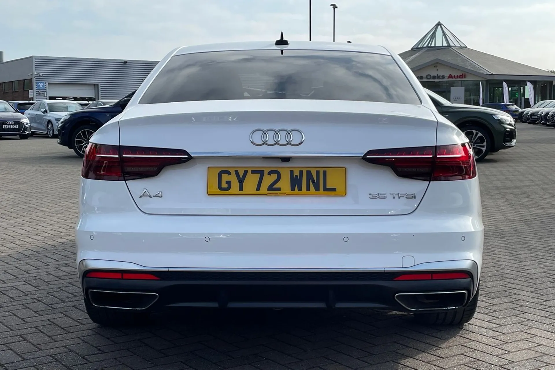 Audi A4 thumbnail image number 5