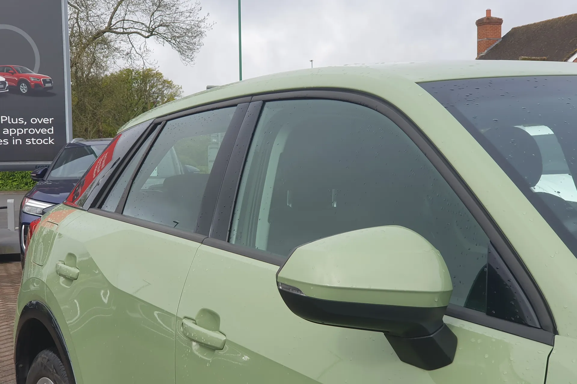 Audi Q2 thumbnail image number 25