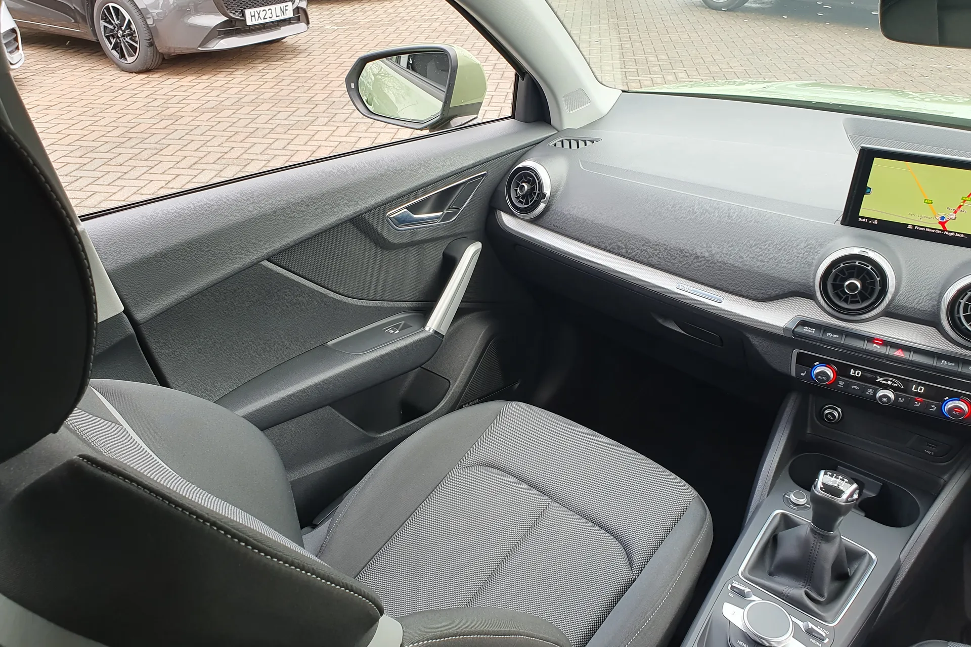 Audi Q2 thumbnail image number 35