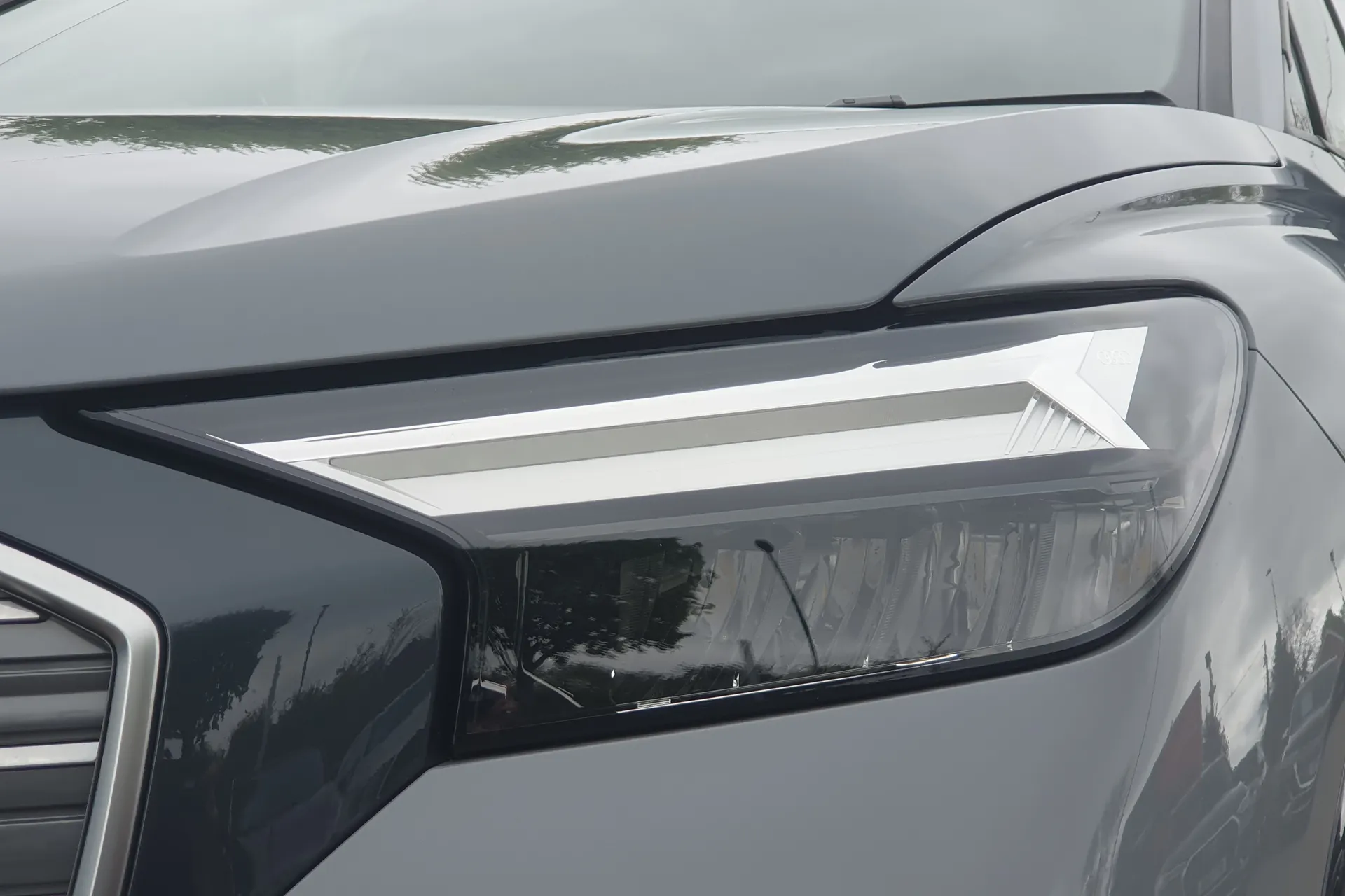 Audi Q4 thumbnail image number 43