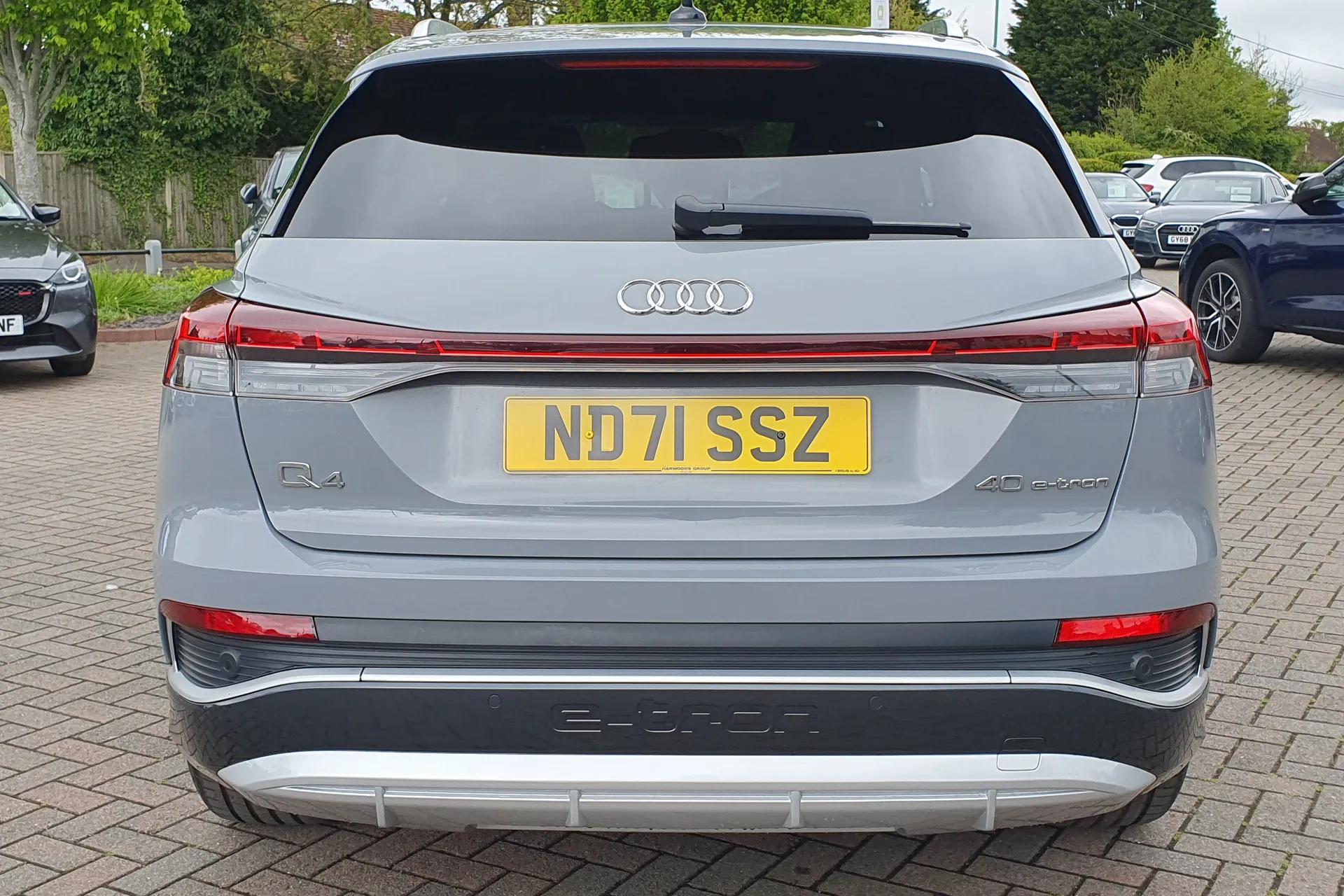 Audi Q4 thumbnail image number 5