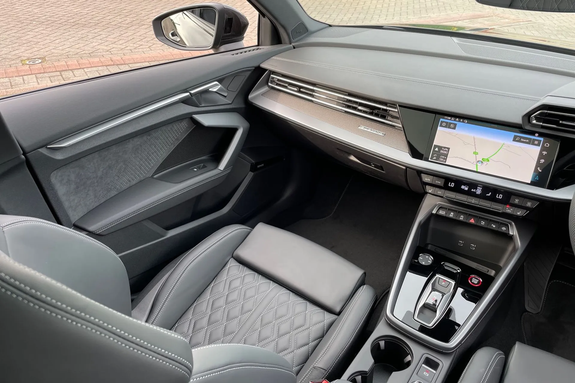 Audi A3 thumbnail image number 42