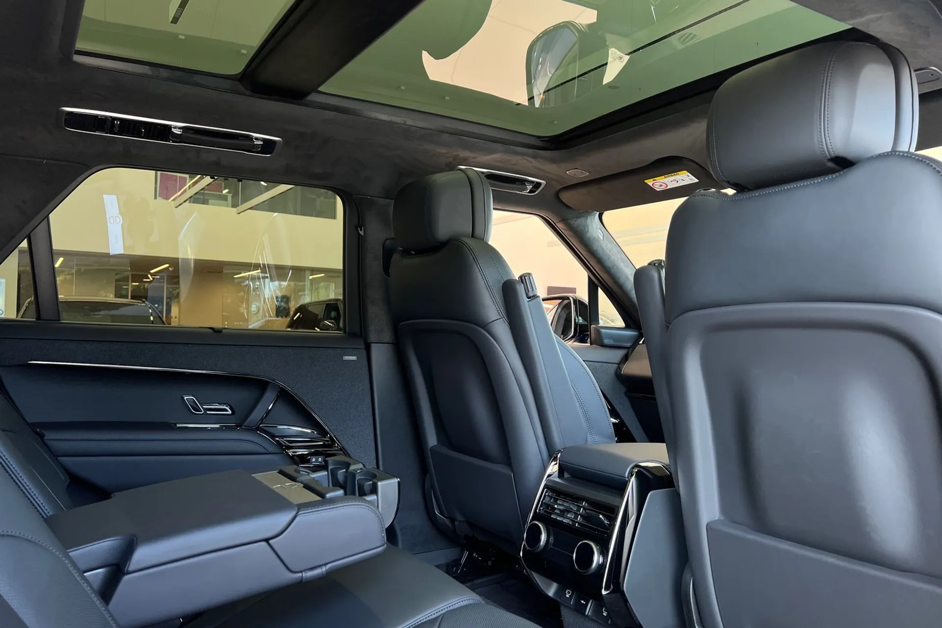 LAND ROVER RANGE ROVER SPORT thumbnail image number 38