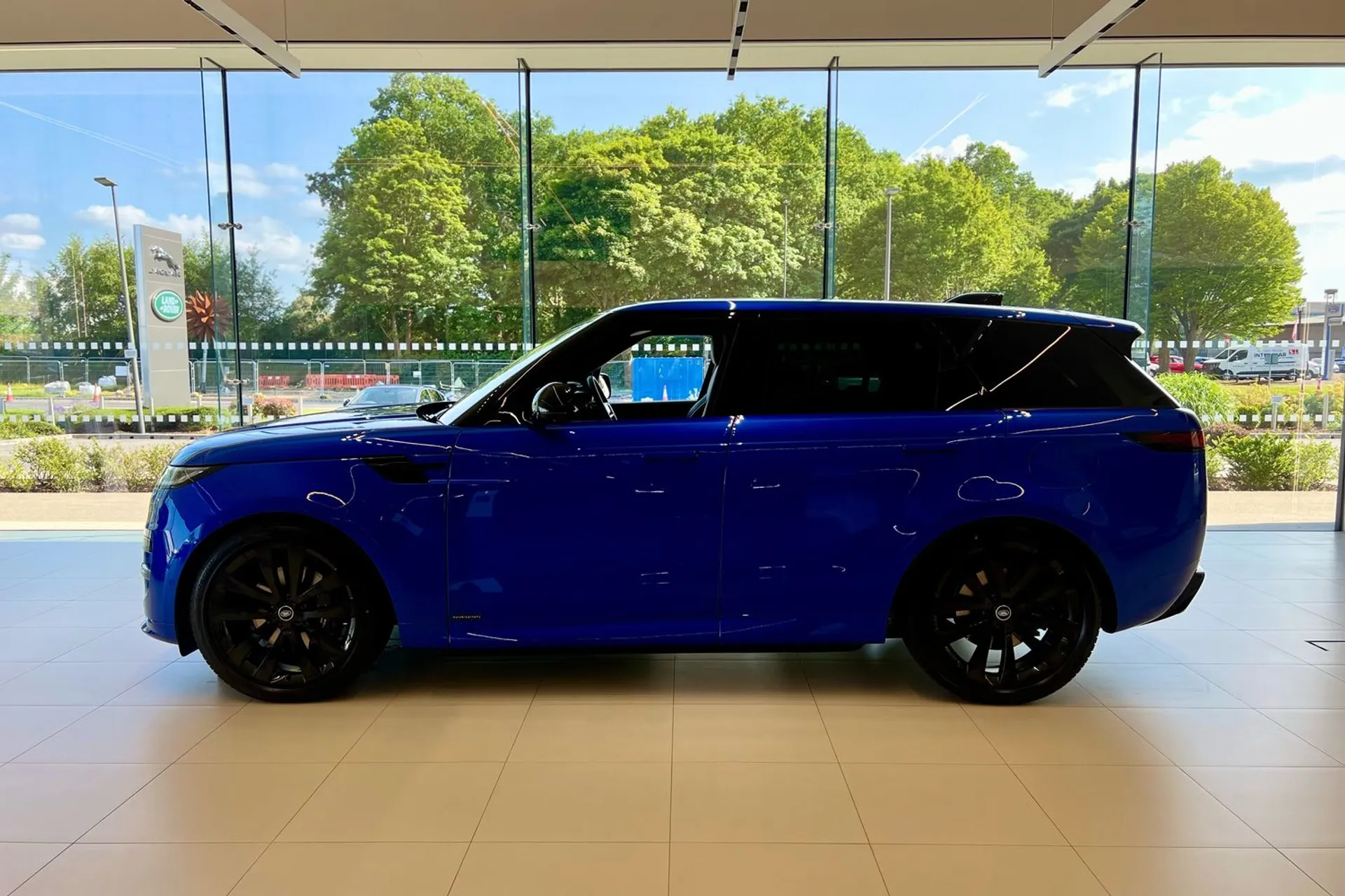 LAND ROVER RANGE ROVER SPORT thumbnail image number 9