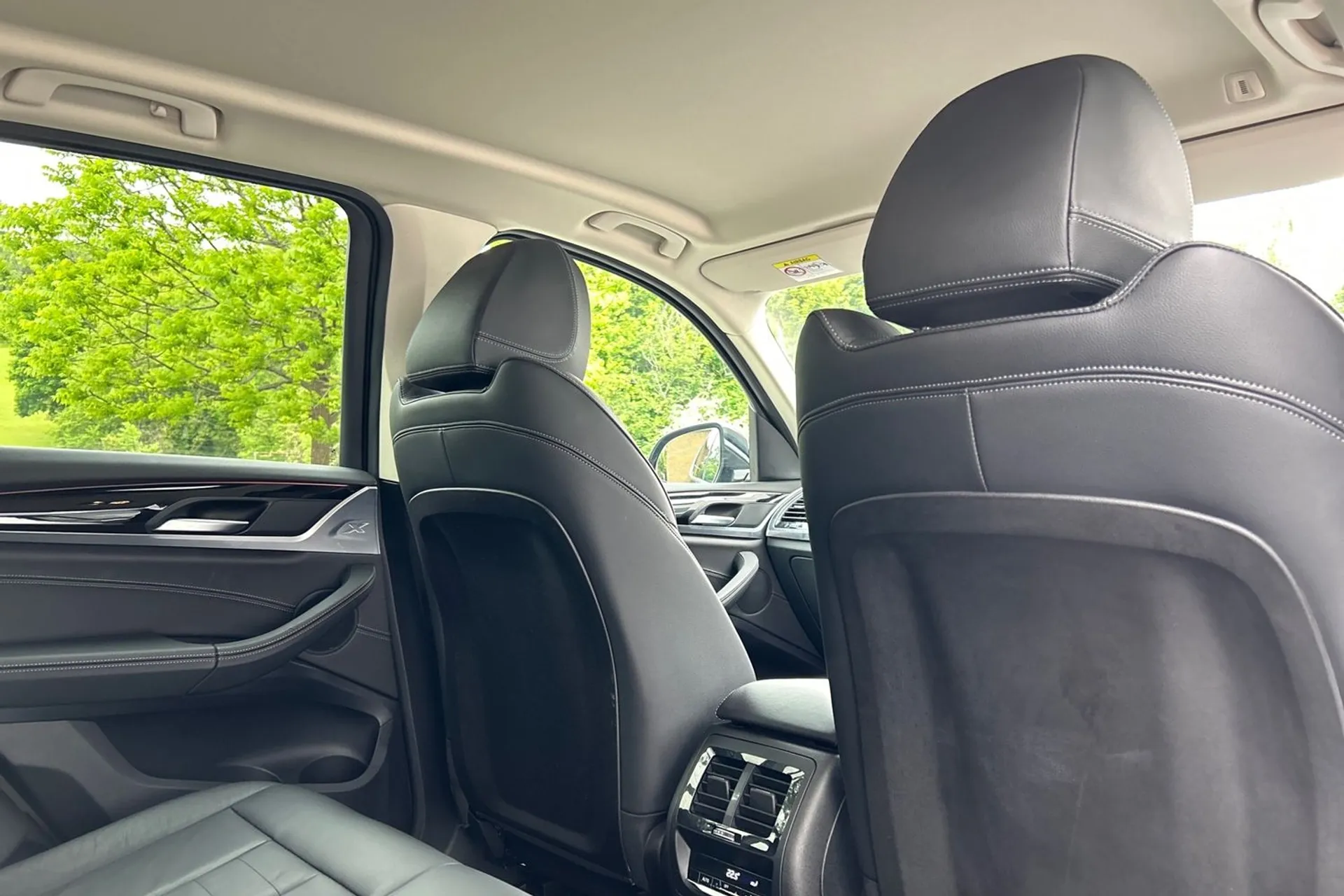 BMW X3 thumbnail image number 10