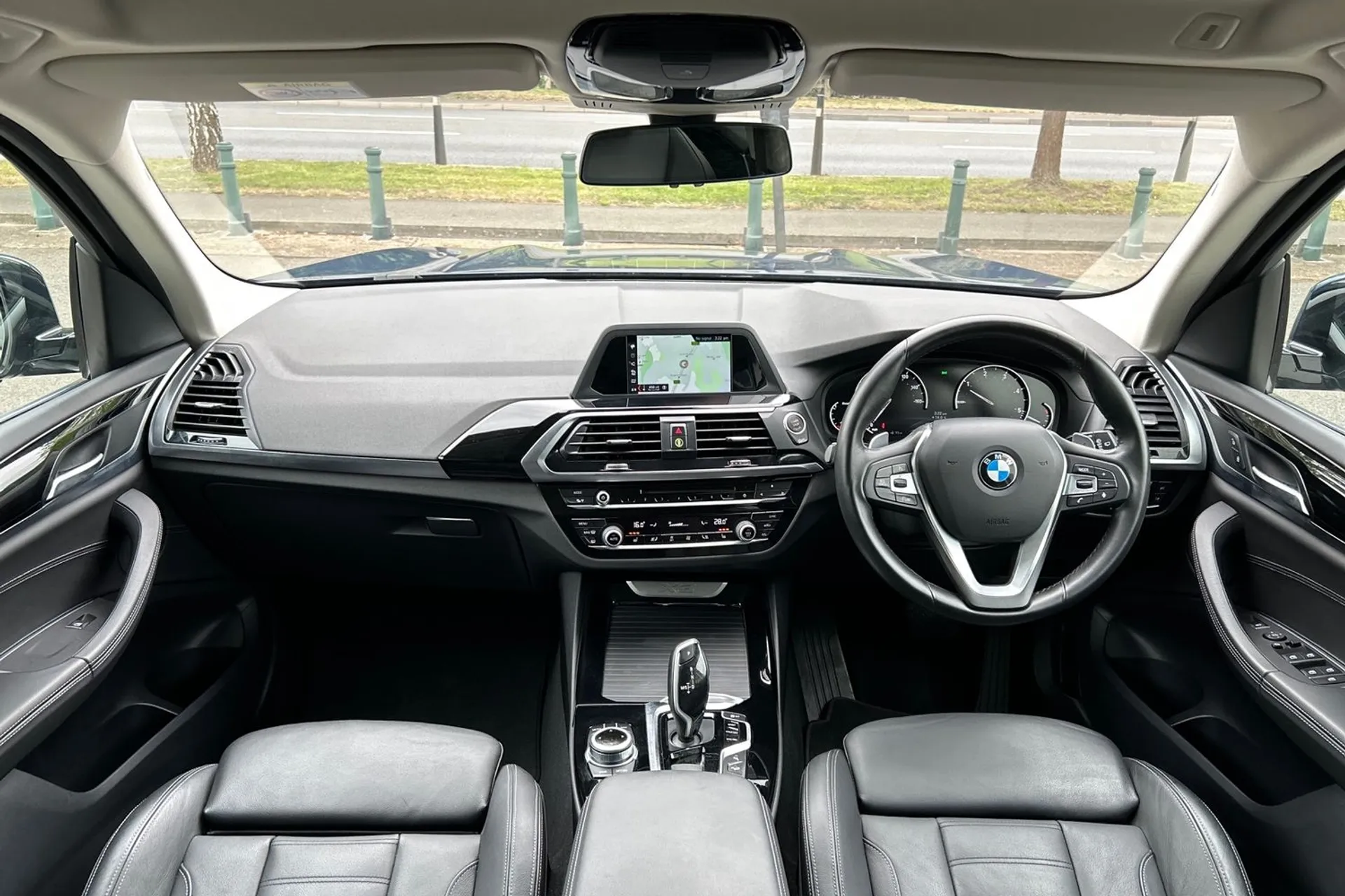 BMW X3 thumbnail image number 3