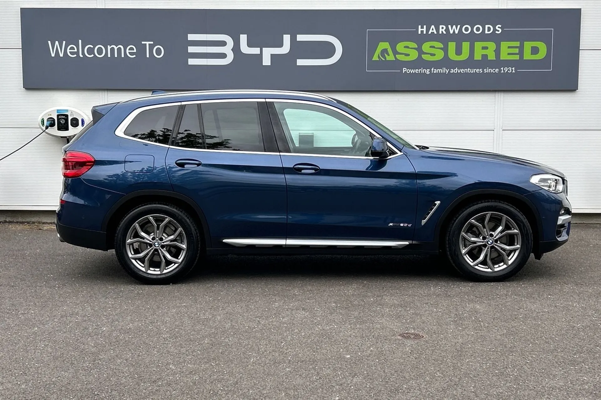 BMW X3 thumbnail image number 2