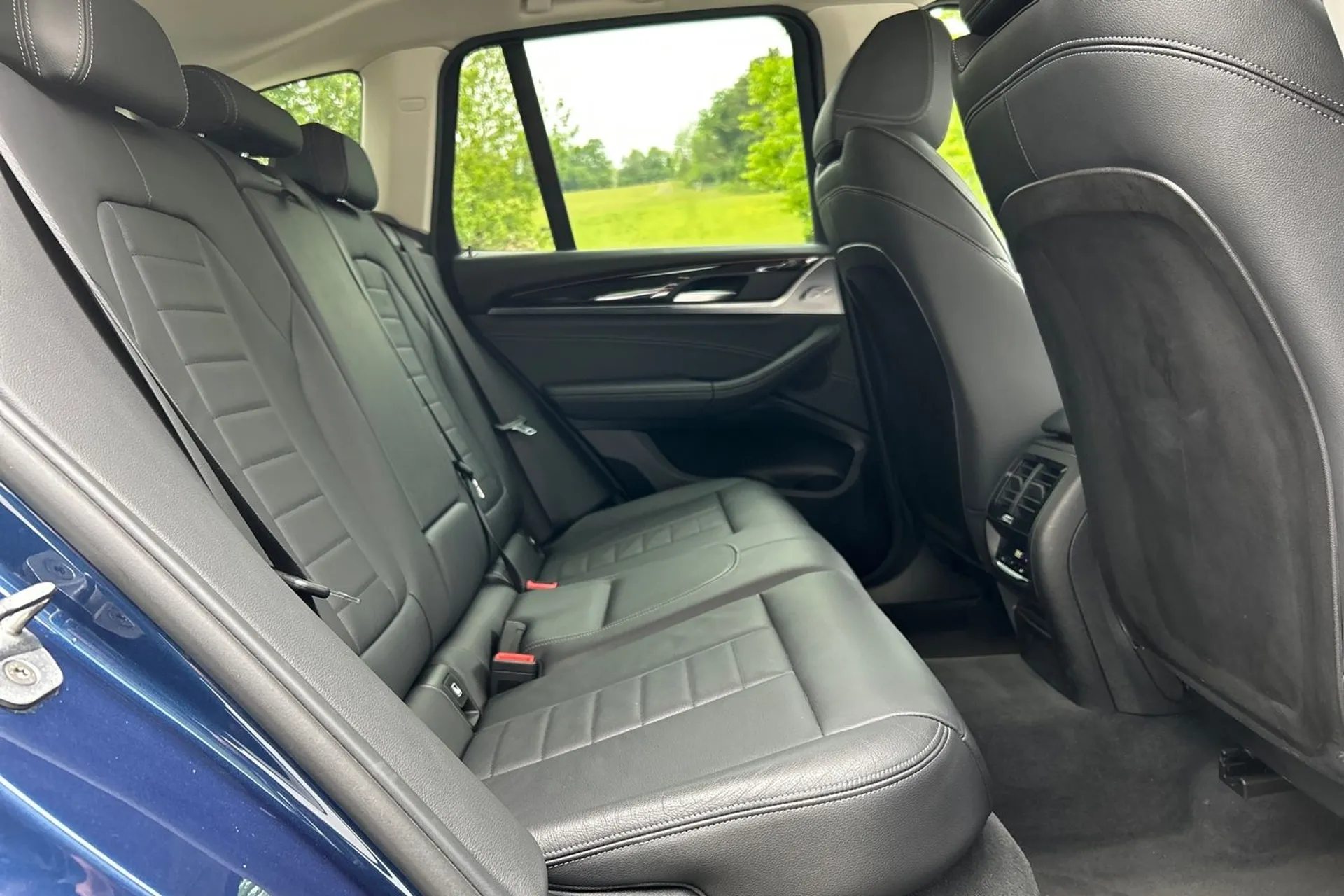 BMW X3 thumbnail image number 9