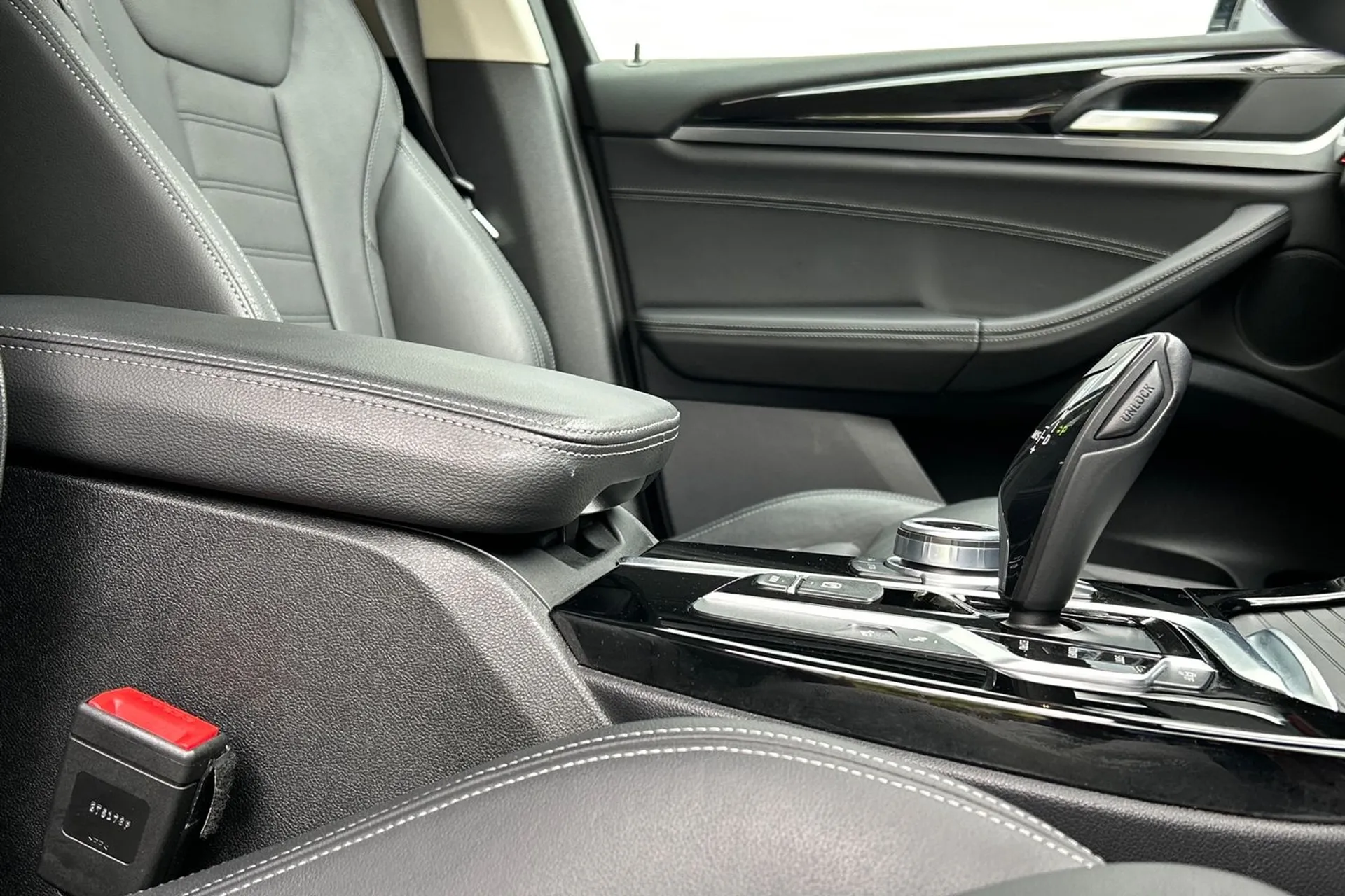 BMW X3 thumbnail image number 46