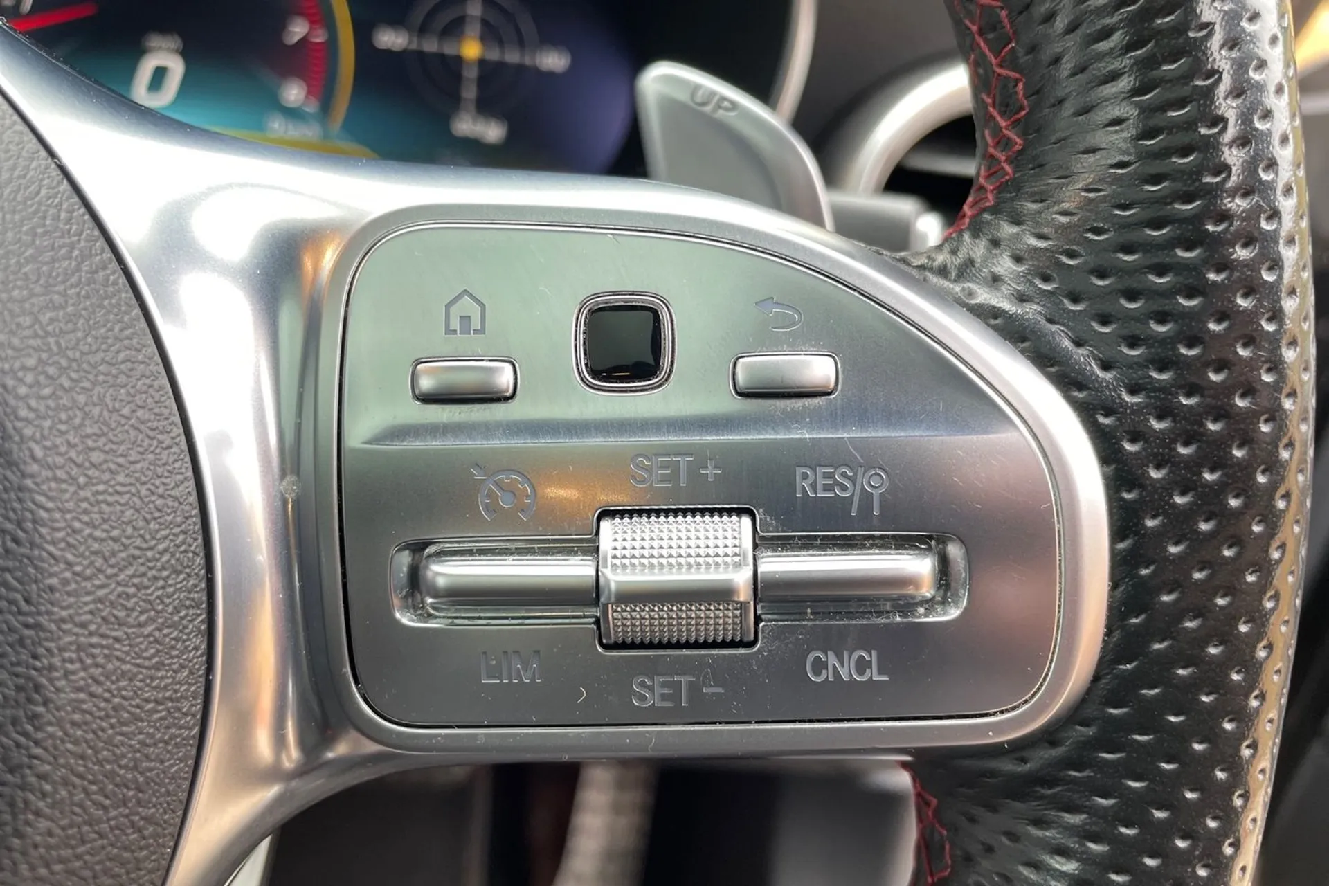 MERCEDES-BENZ C CLASS thumbnail image number 39