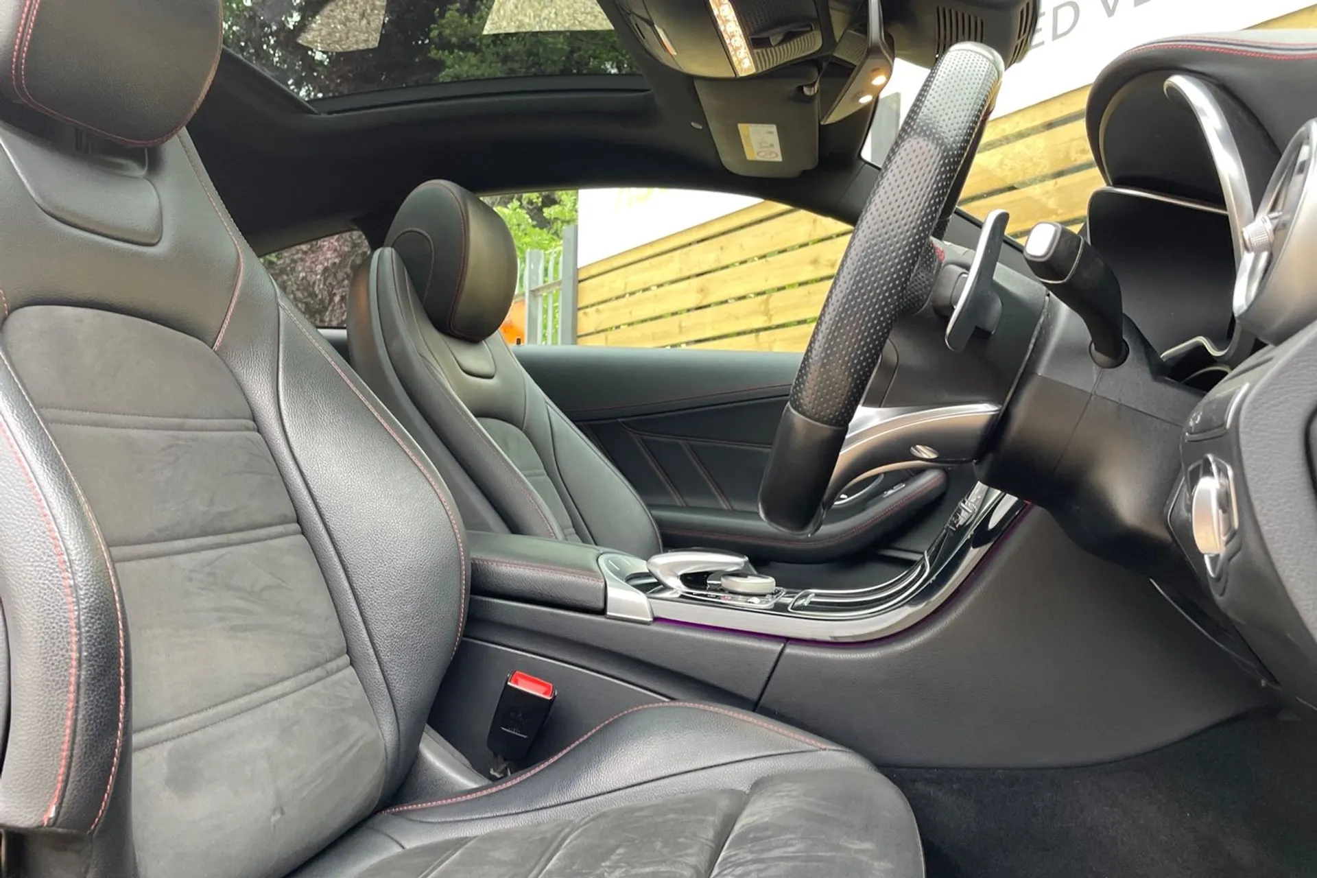 MERCEDES-BENZ C CLASS thumbnail image number 27