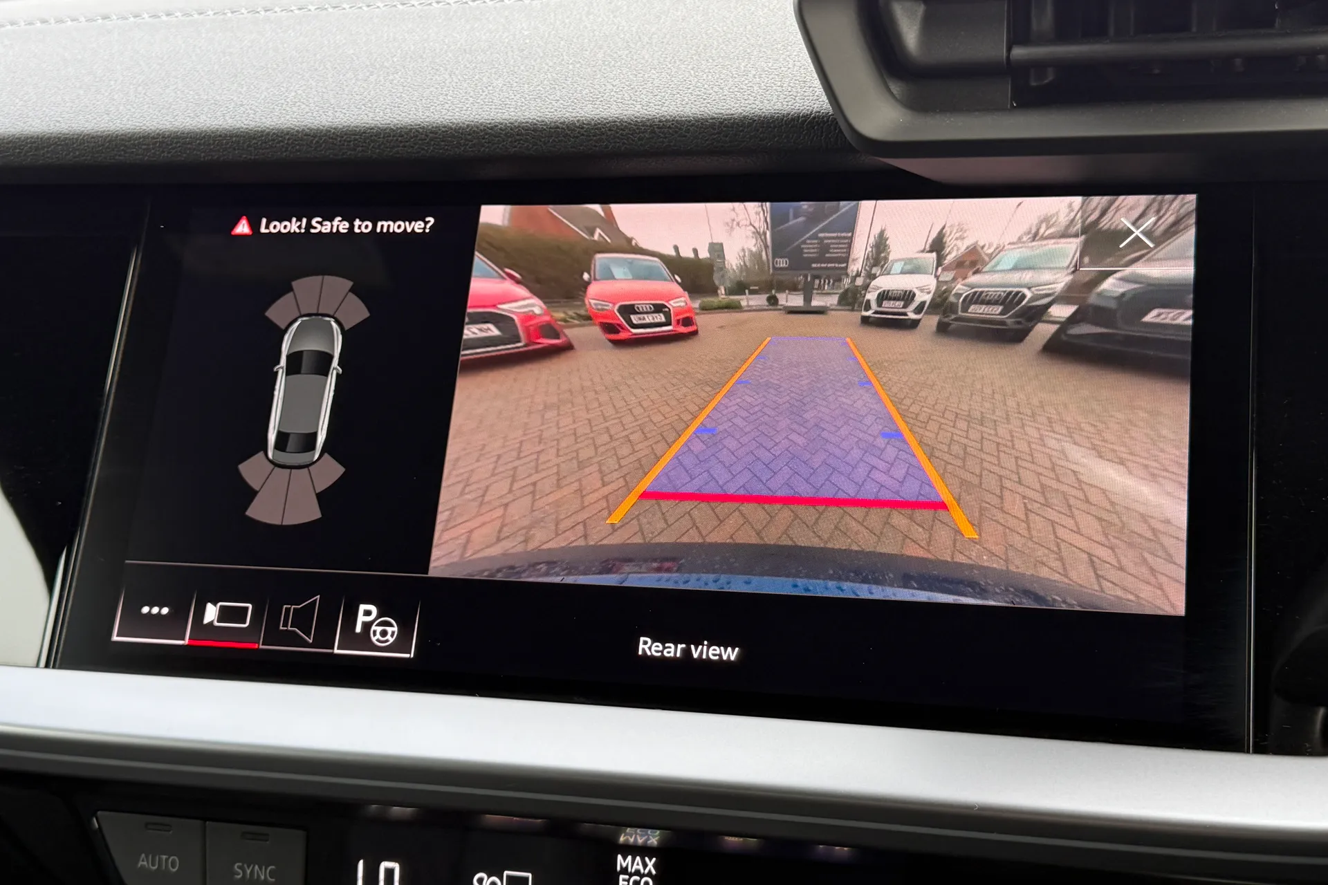 Audi A3 thumbnail image number 4