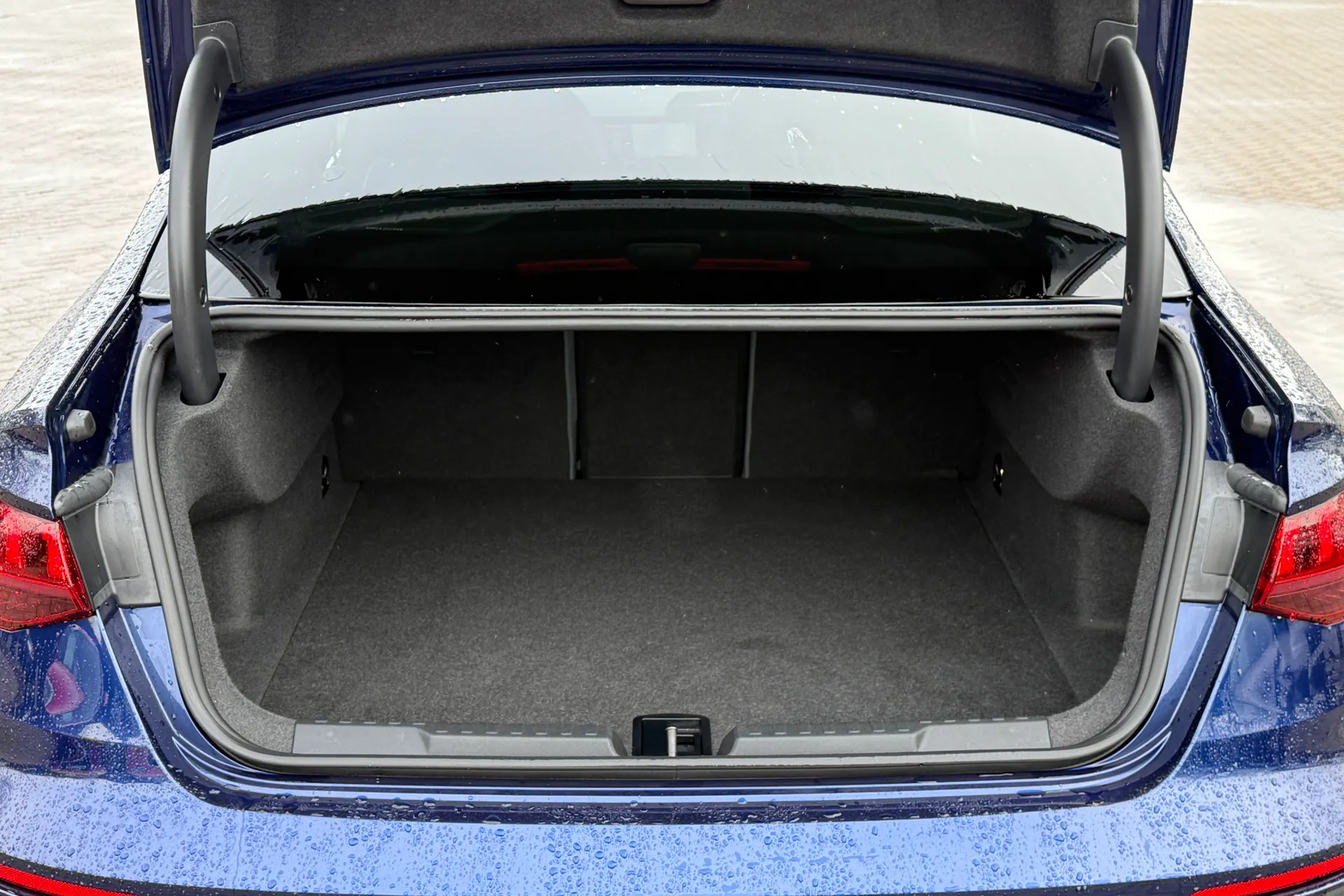 Audi A3 thumbnail image number 36