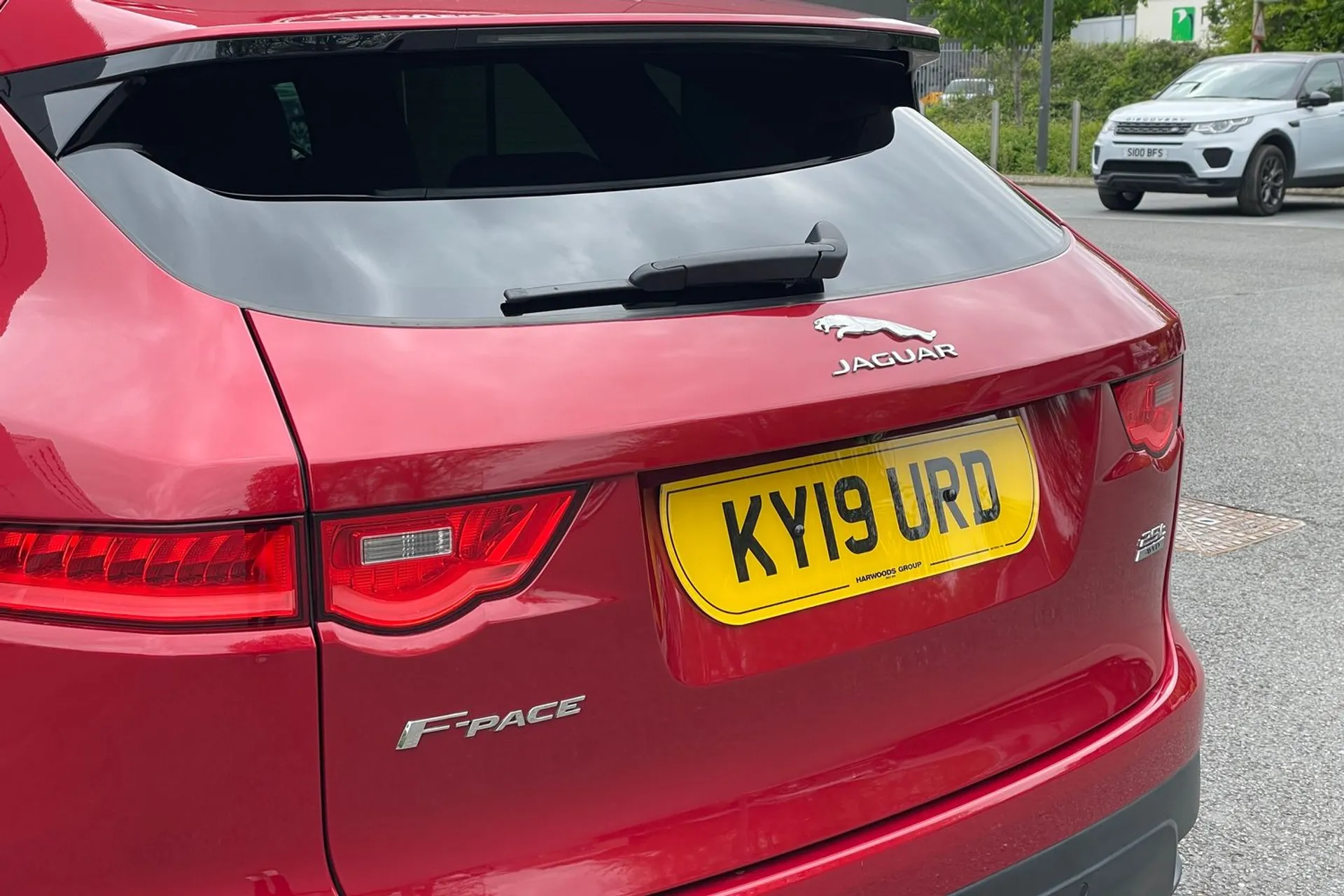 Jaguar F-PACE thumbnail image number 42