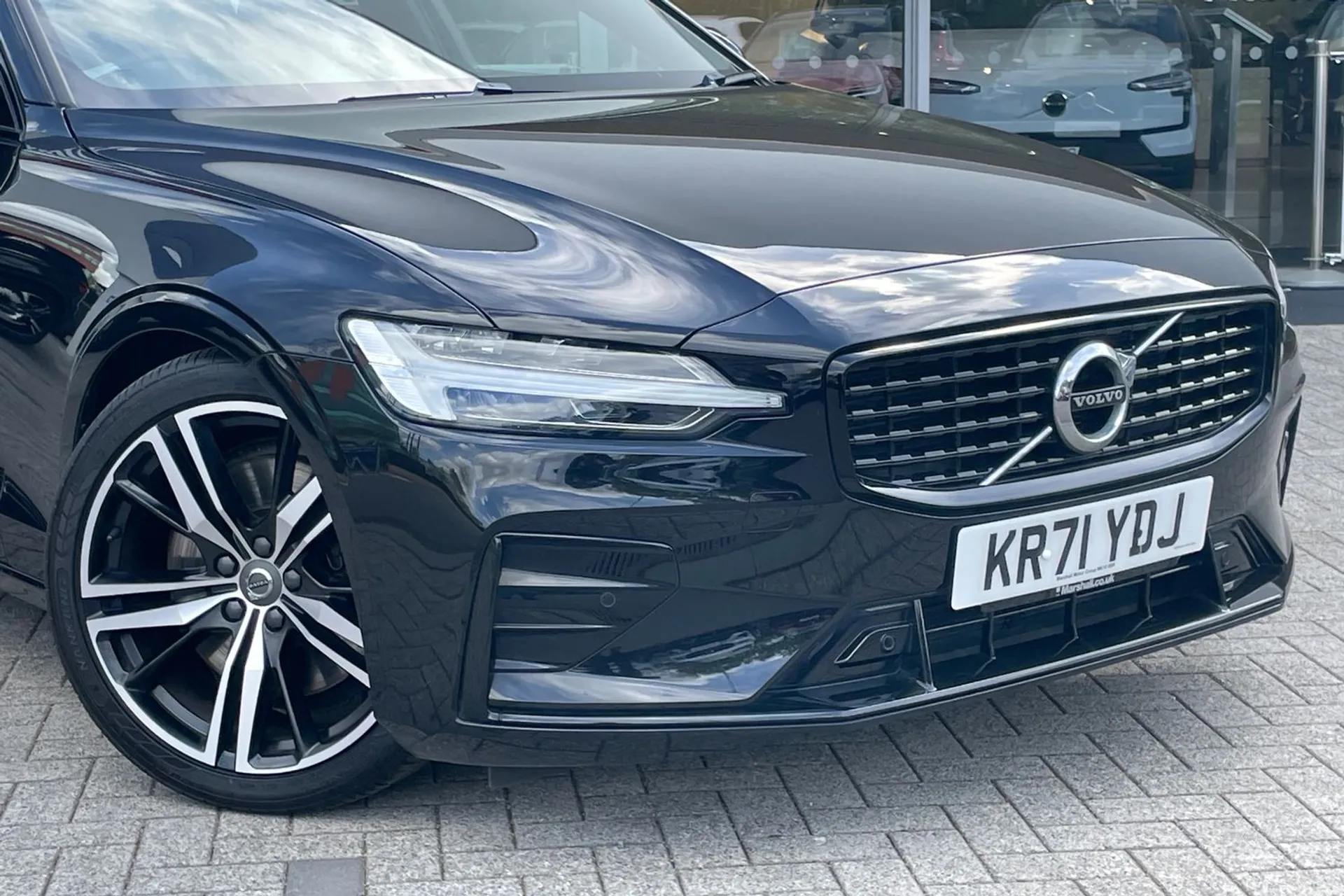 Volvo S60 thumbnail image number 6