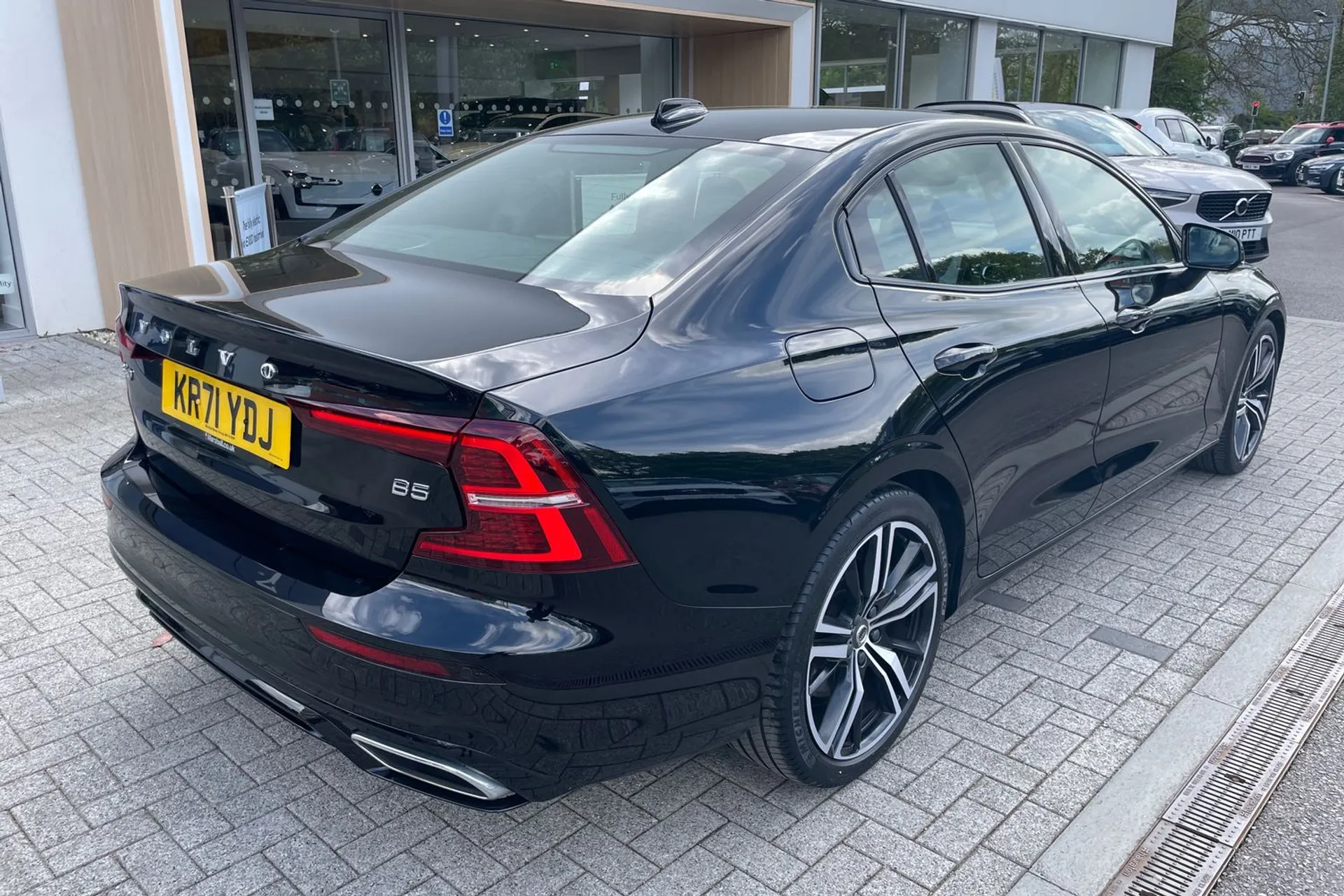 Volvo S60 thumbnail image number 7